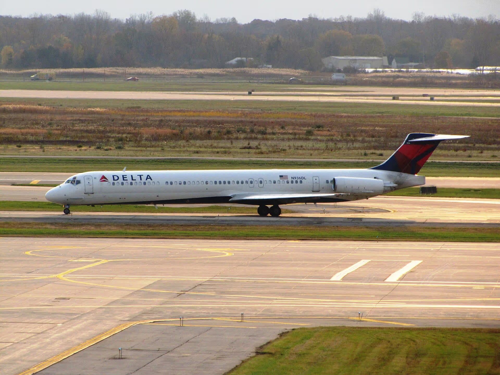 N936DL — Aircraft