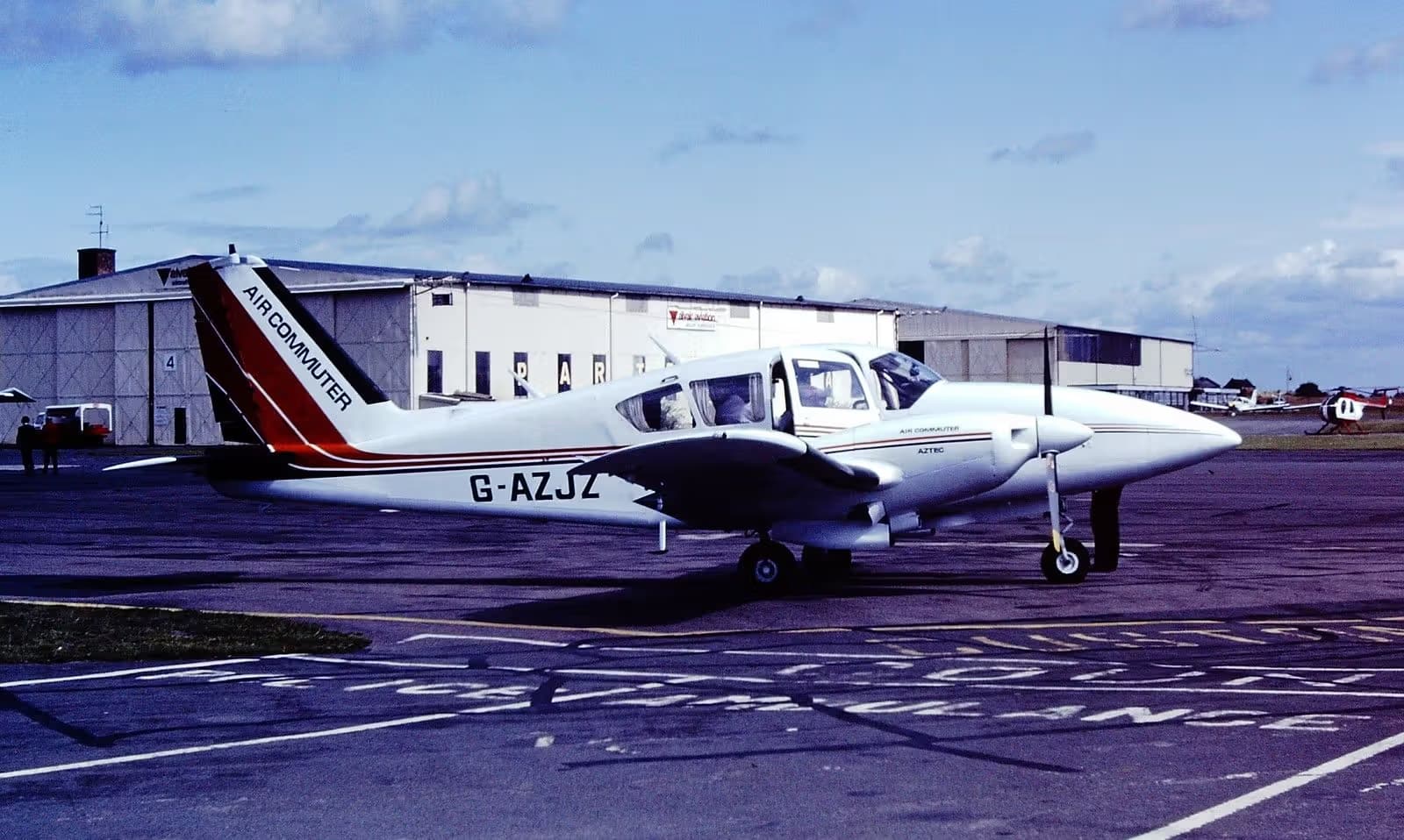 G-AZJZ — Piper