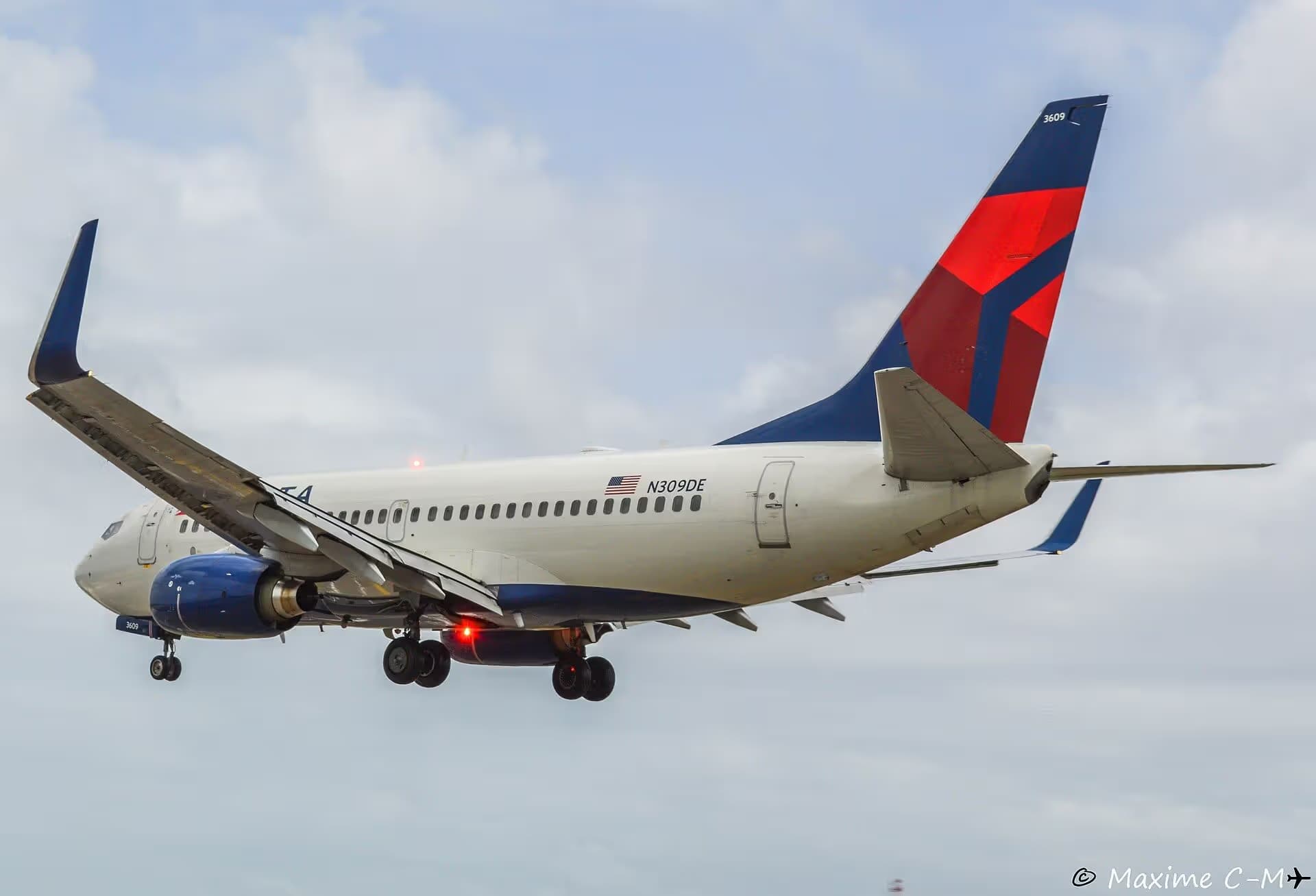 N309DE — Boeing