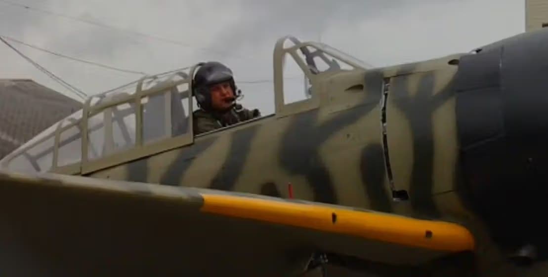 N3852 — Warbird