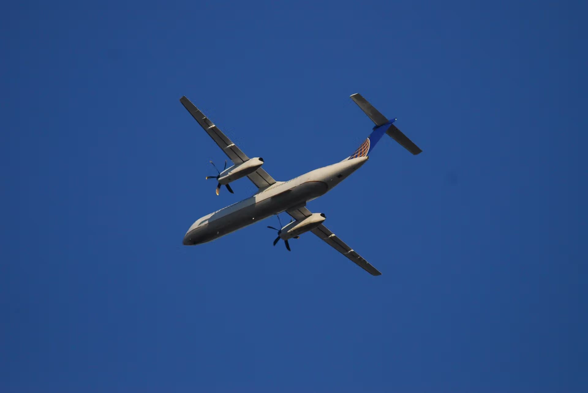 N332NG — De Havilland
