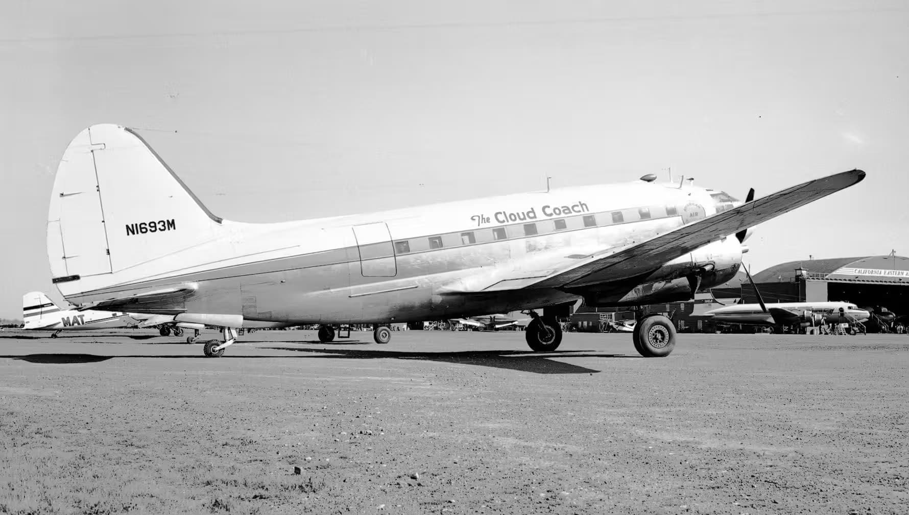 N1693M — Twin-engine aircraft