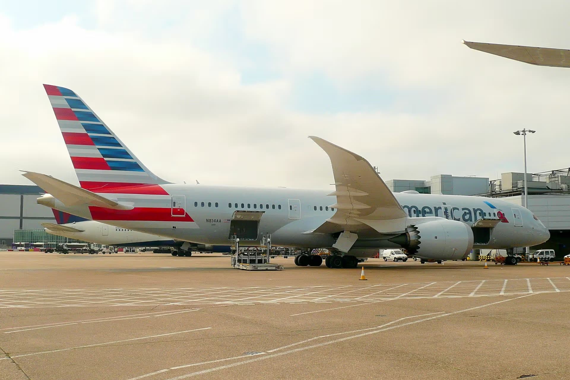 N814AA — Boeing