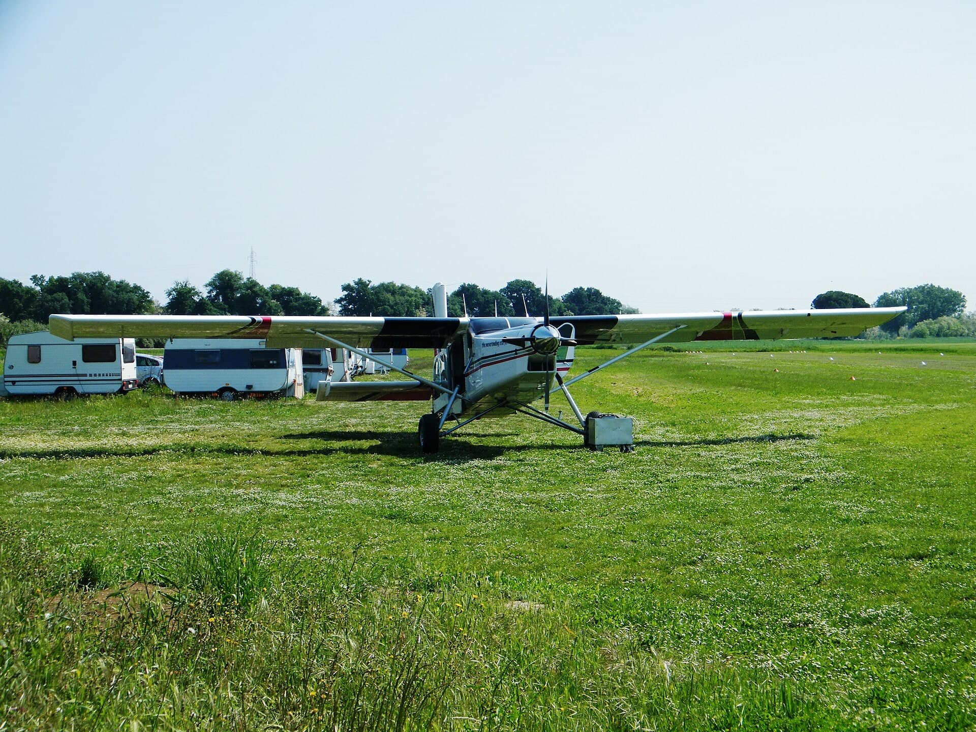 N699SA — Pilatus