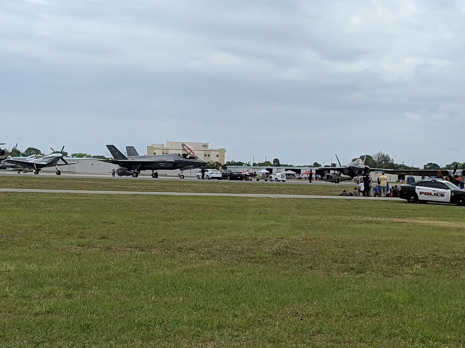 Unidentified — Aircraft