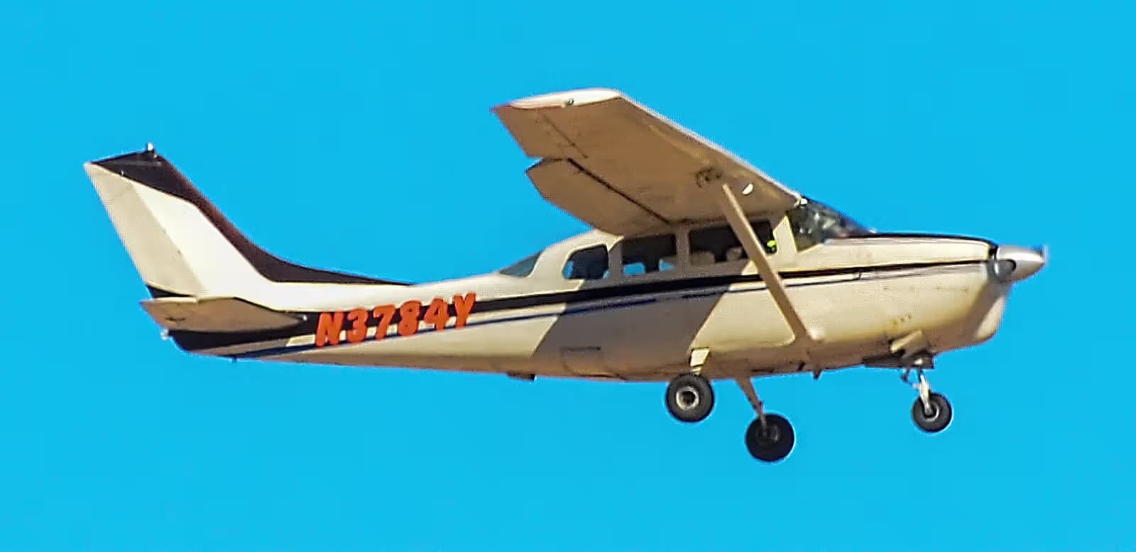 N3784Y — Cessna