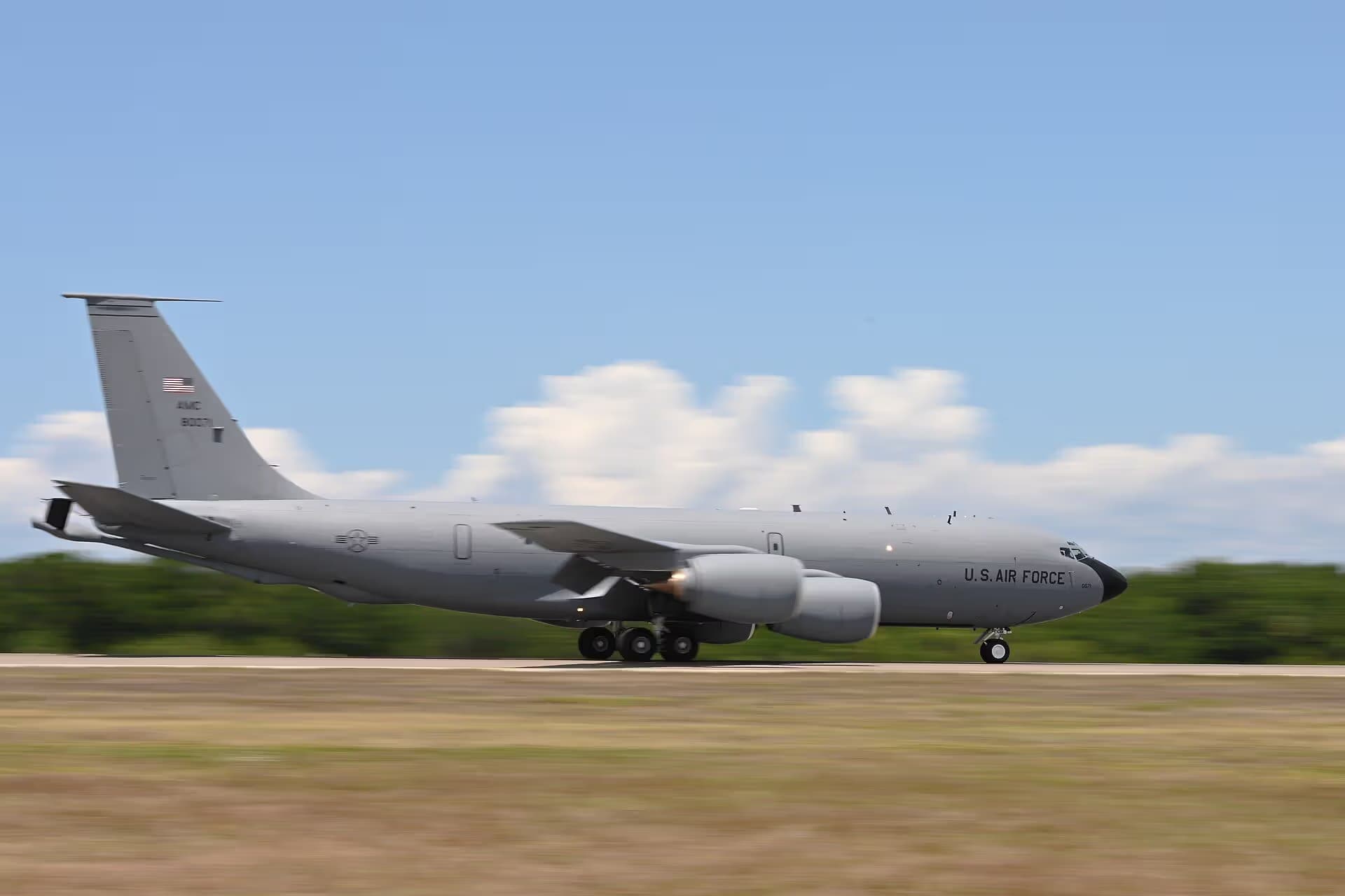 Unidentified — Aircraft at MacDill Air Force Base