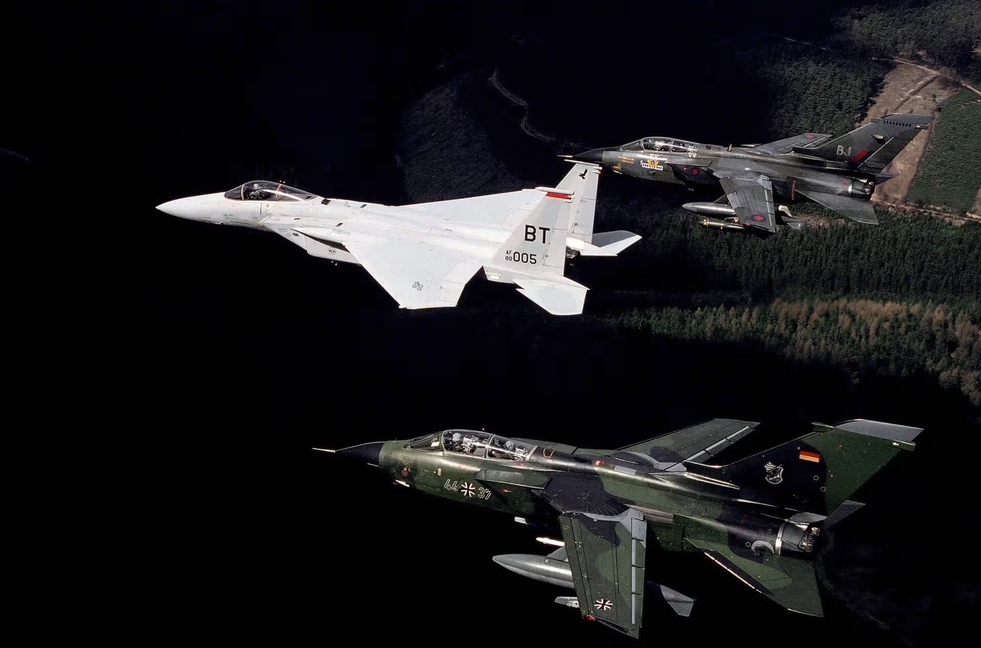 Unidentified — Aircraft