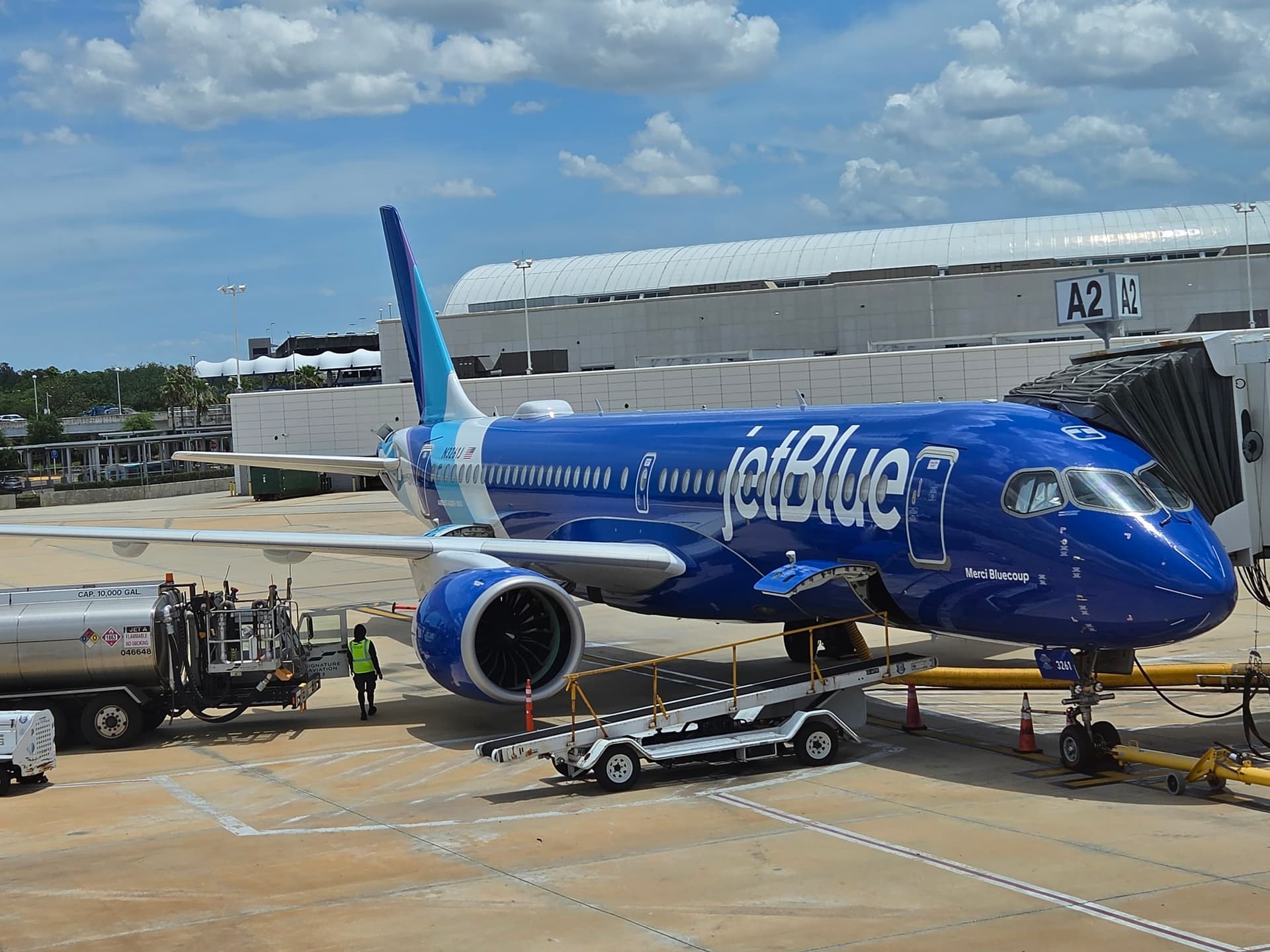 N3221J — Airbus A220-100 at JFK