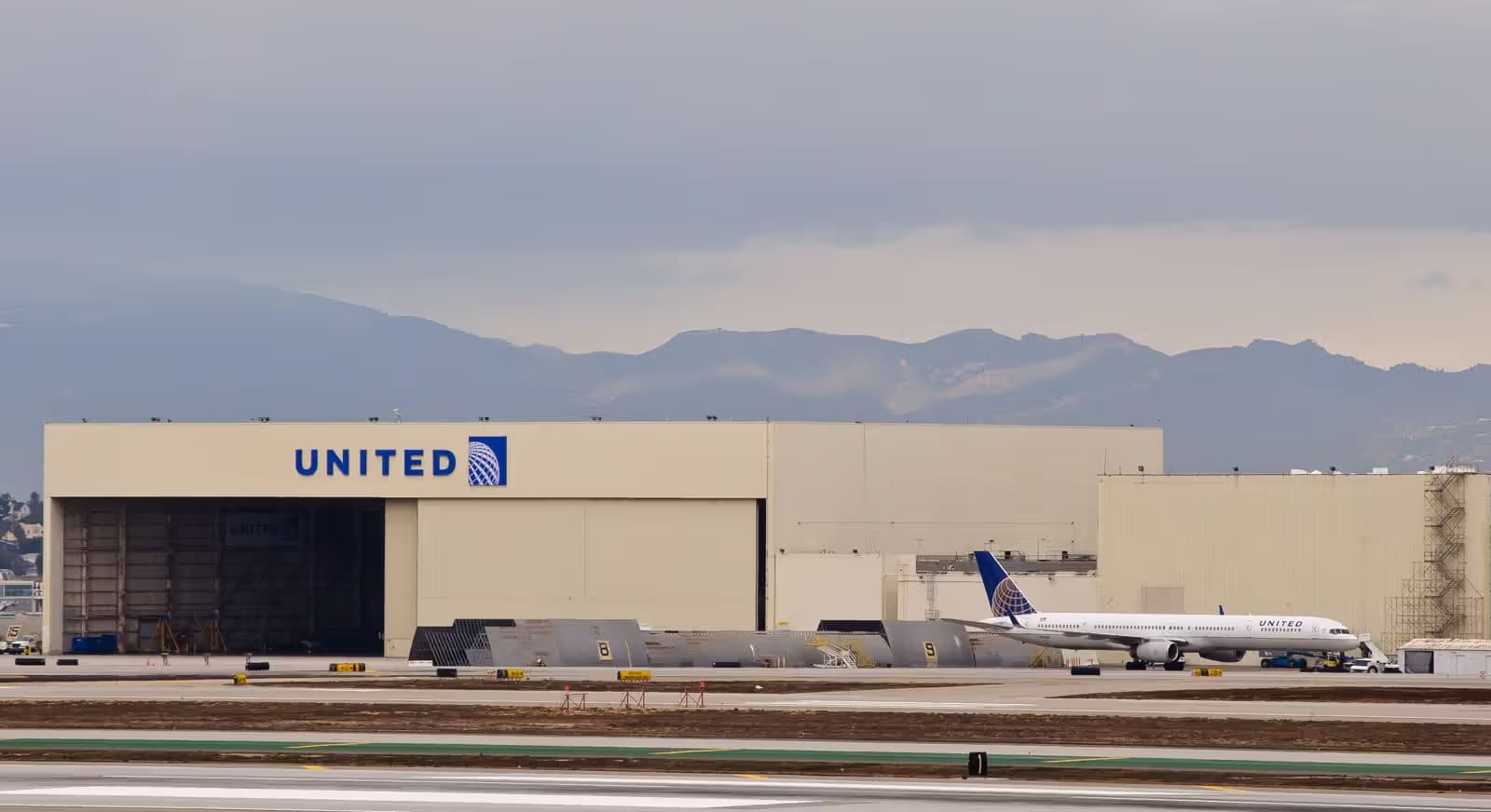N73860 — Boeing