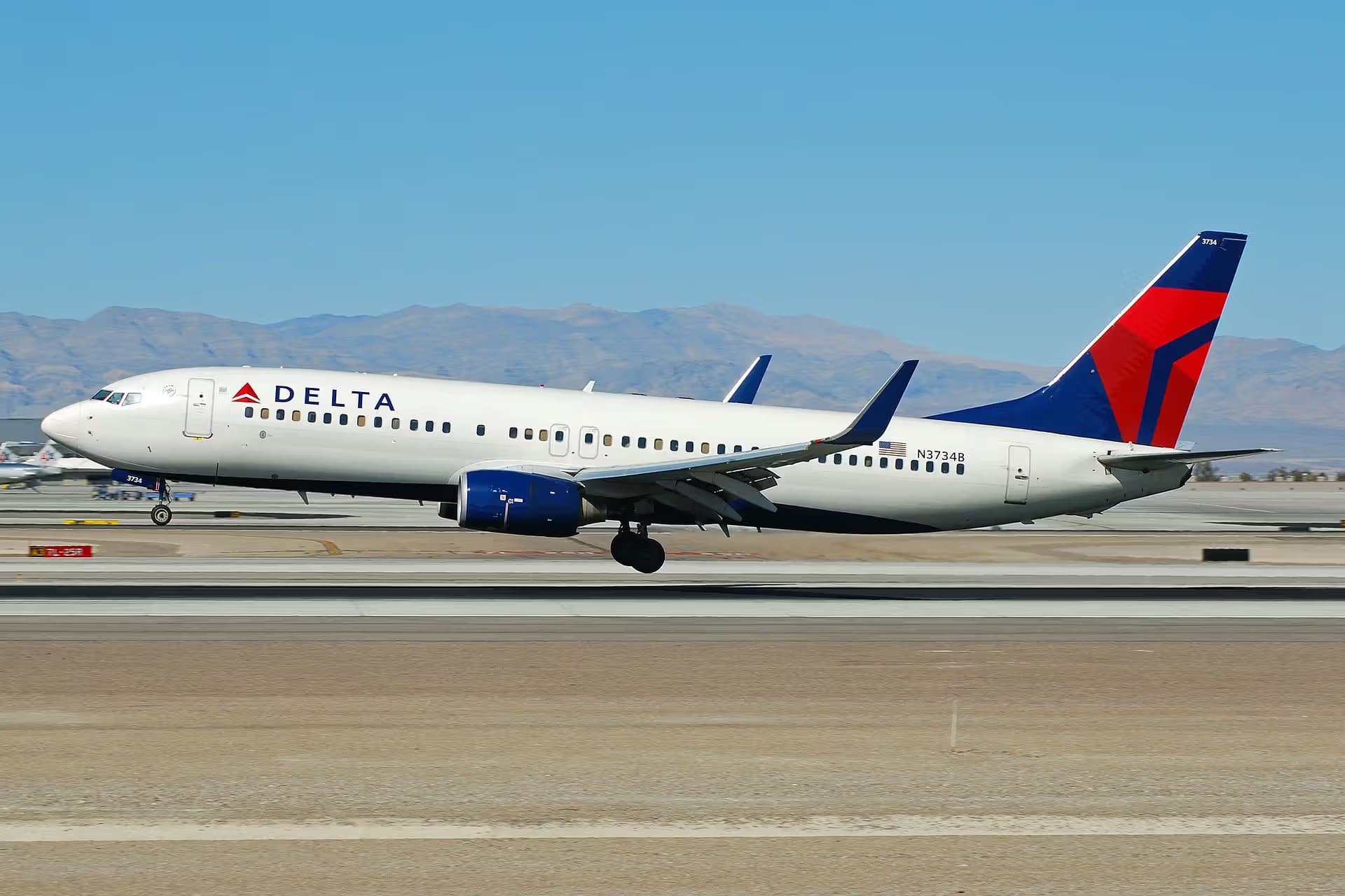 N3734B — Boeing