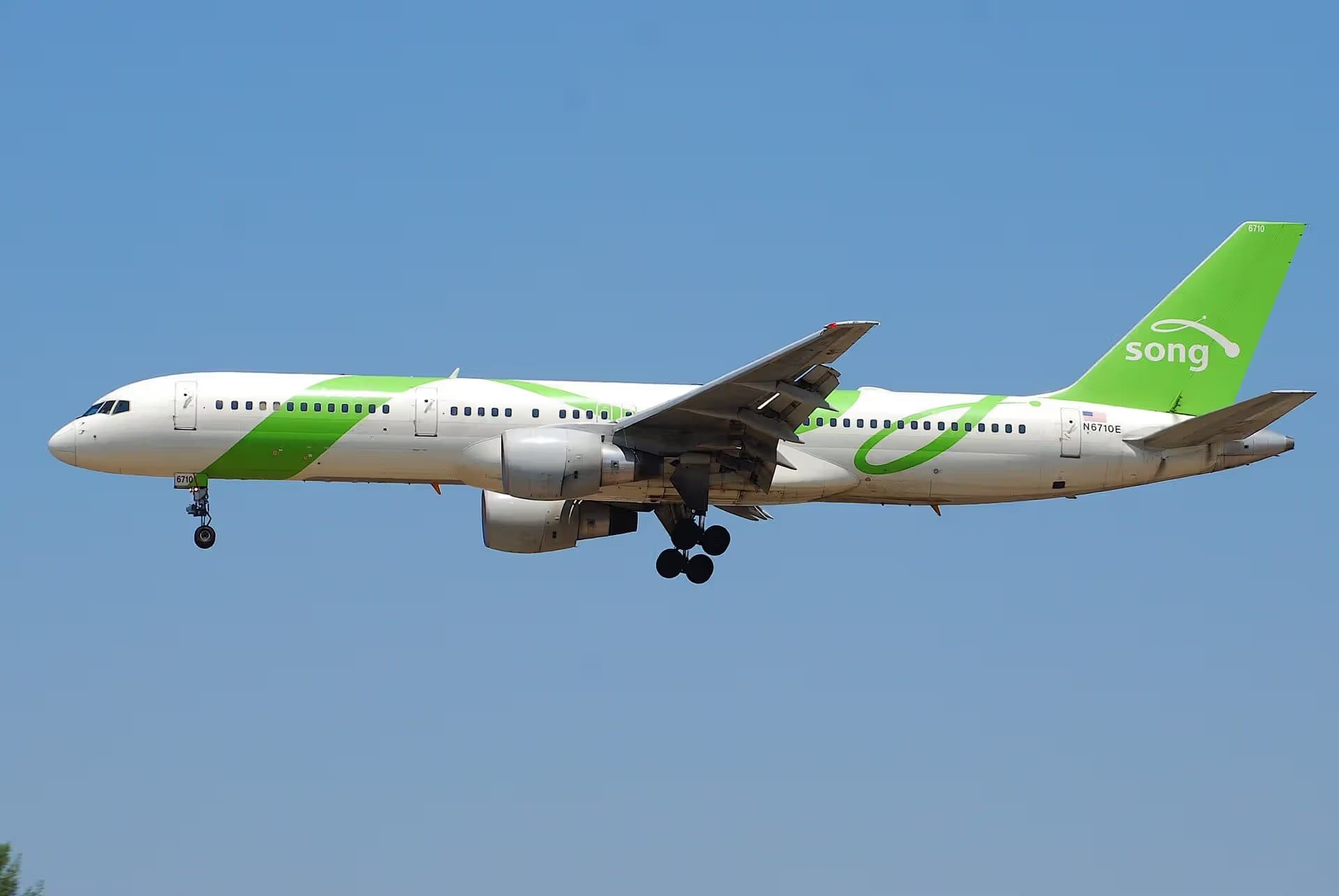 N6710E — Boeing