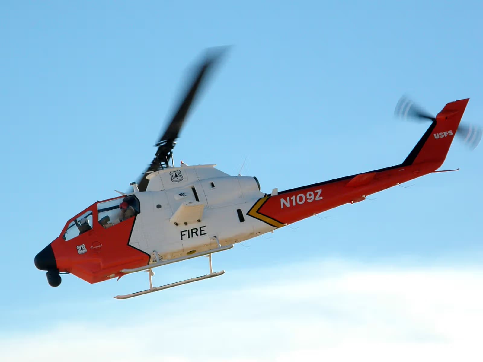 N109Z — Helicopter