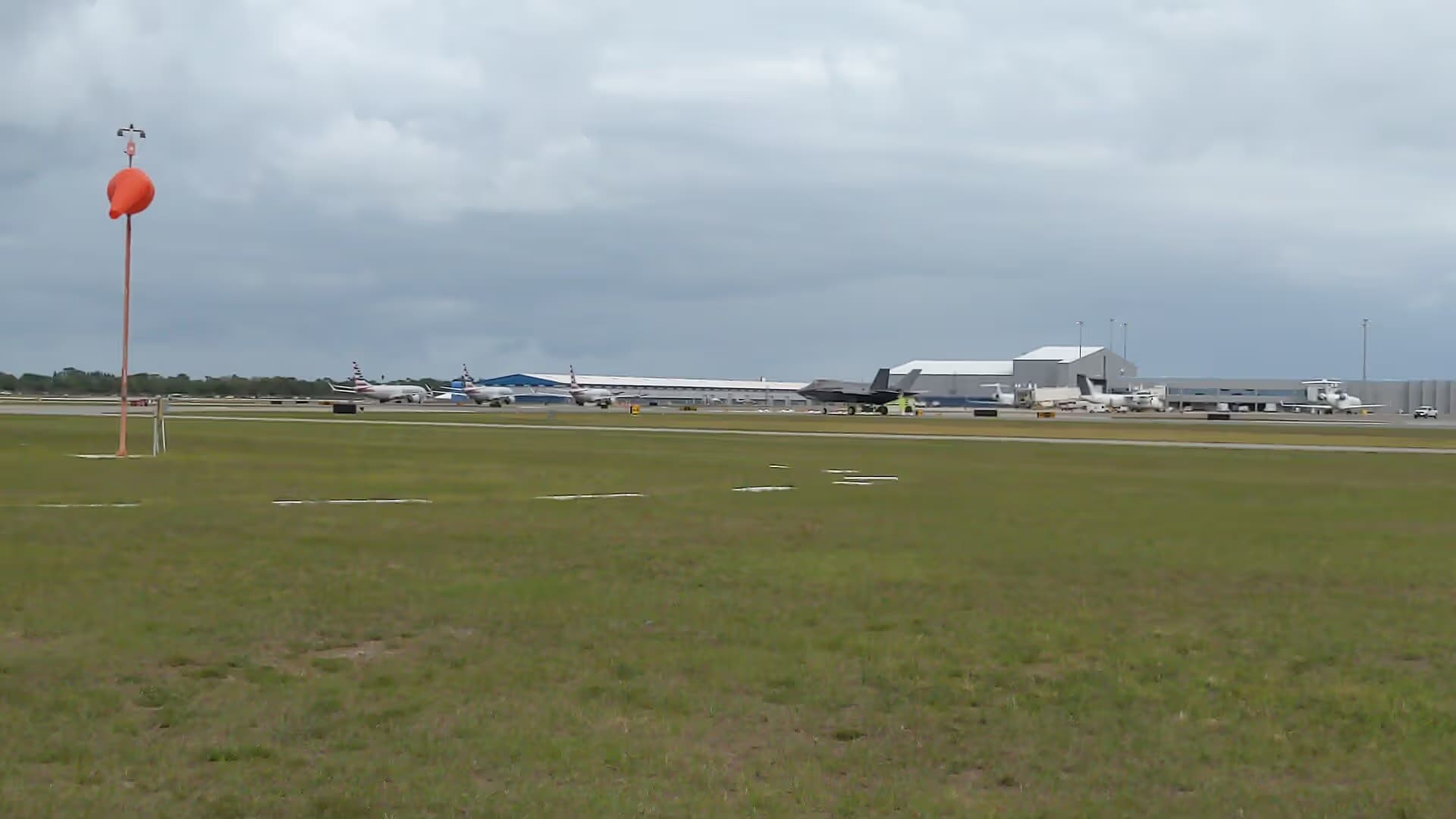 Unidentified — Business jet