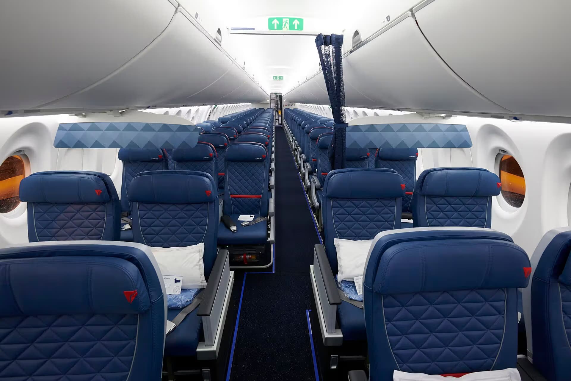 N102DU — Aircraft