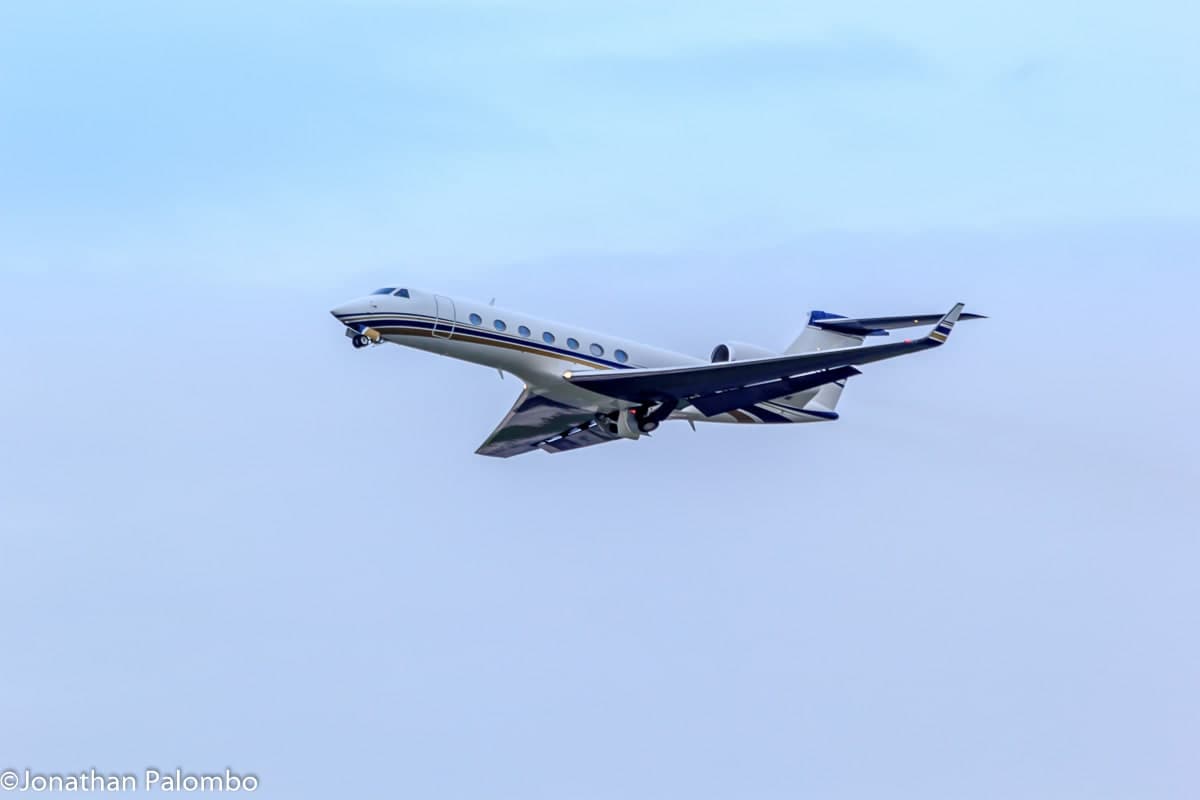 N818LF — Business jet