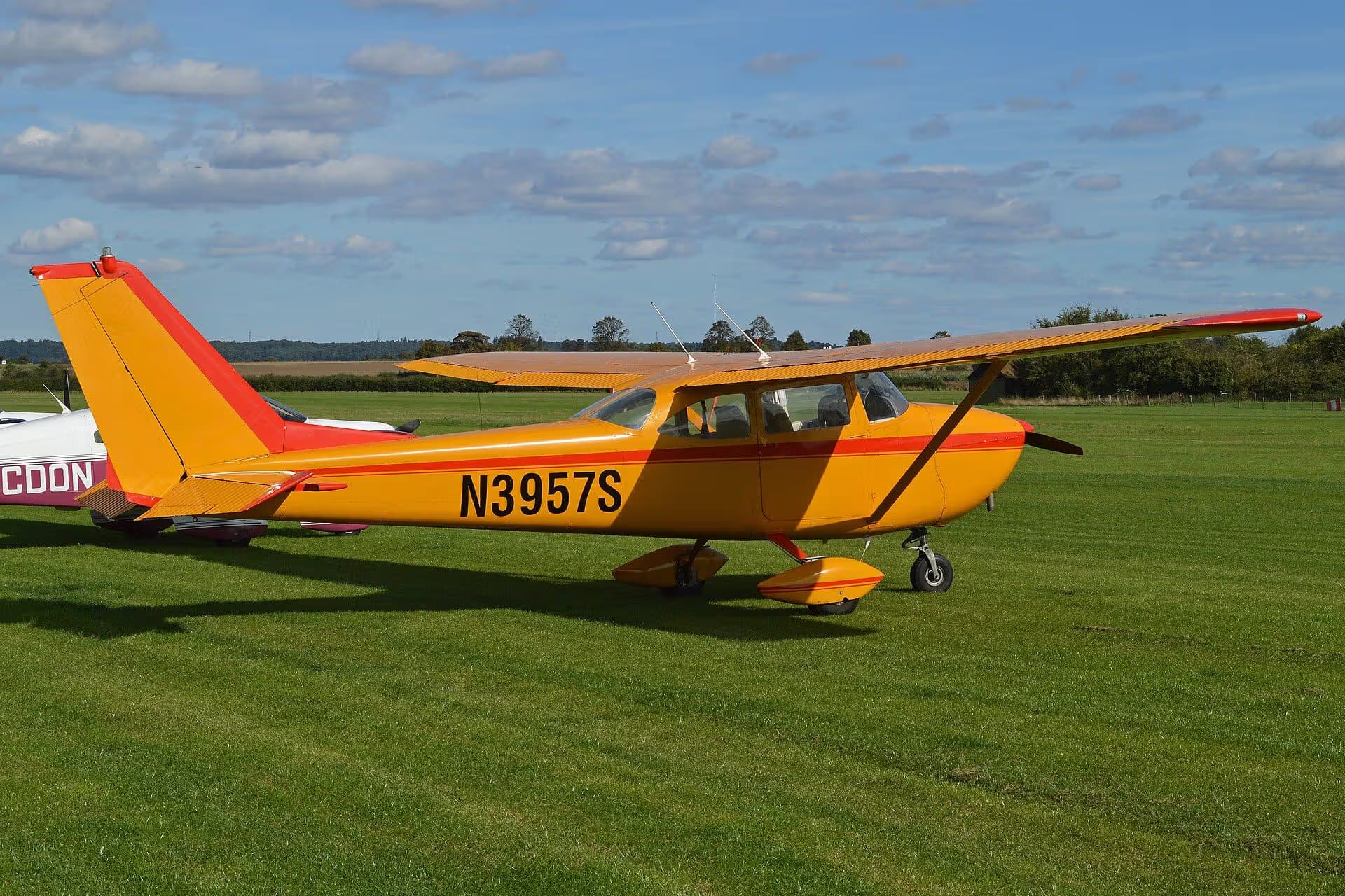N3957S — Single-engine aircraft