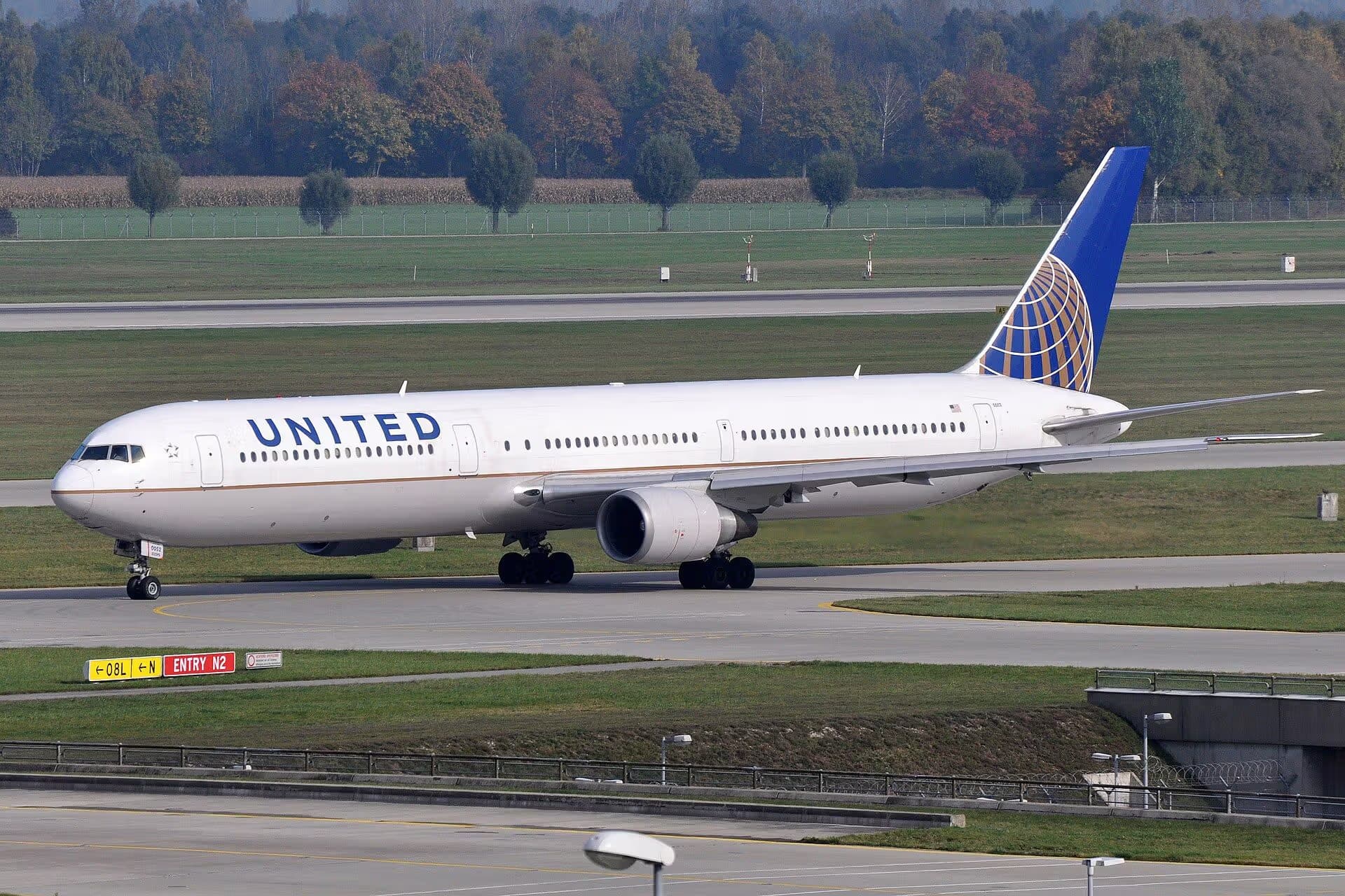 N67052 — Boeing