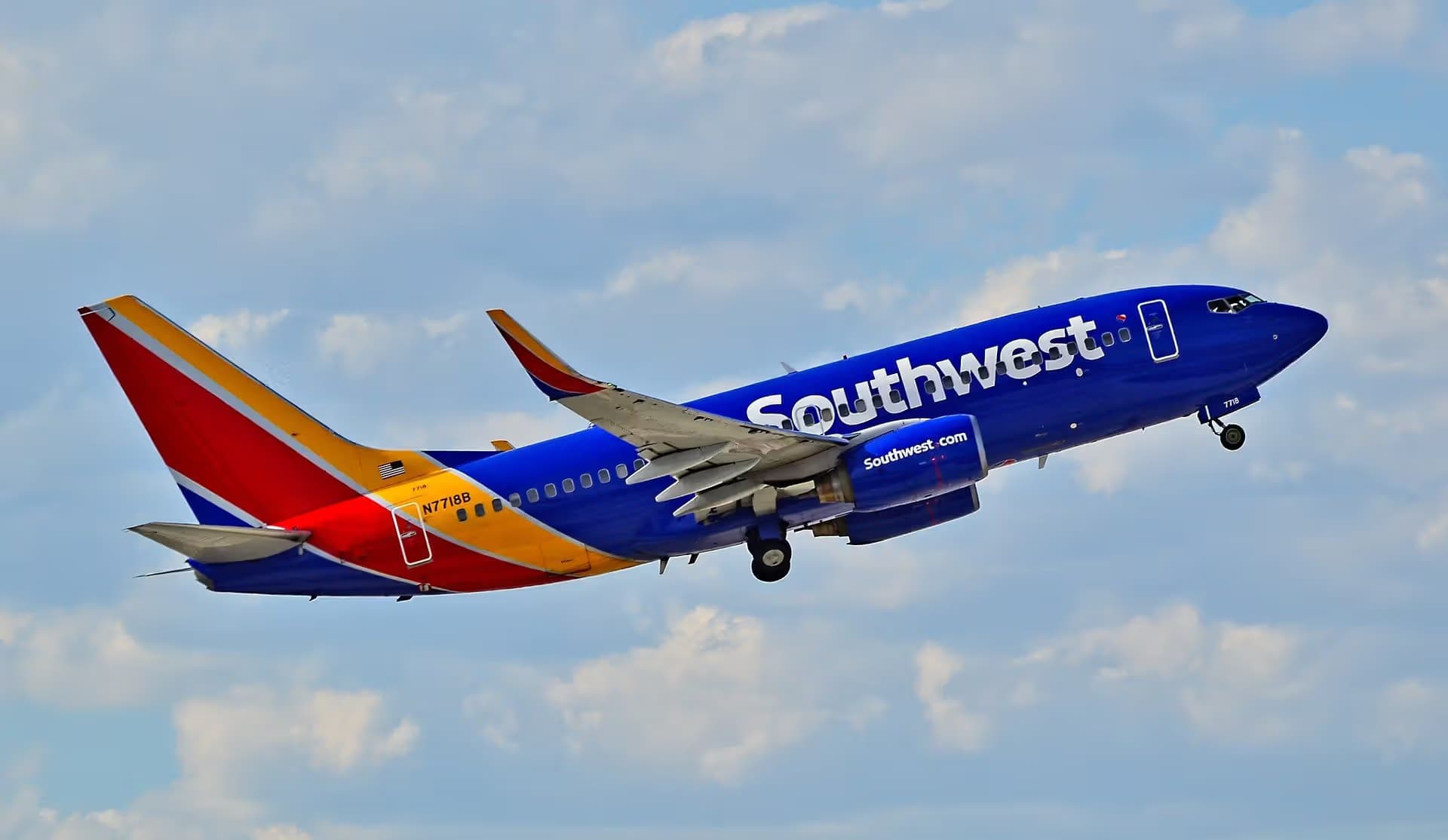 N7718B — Boeing