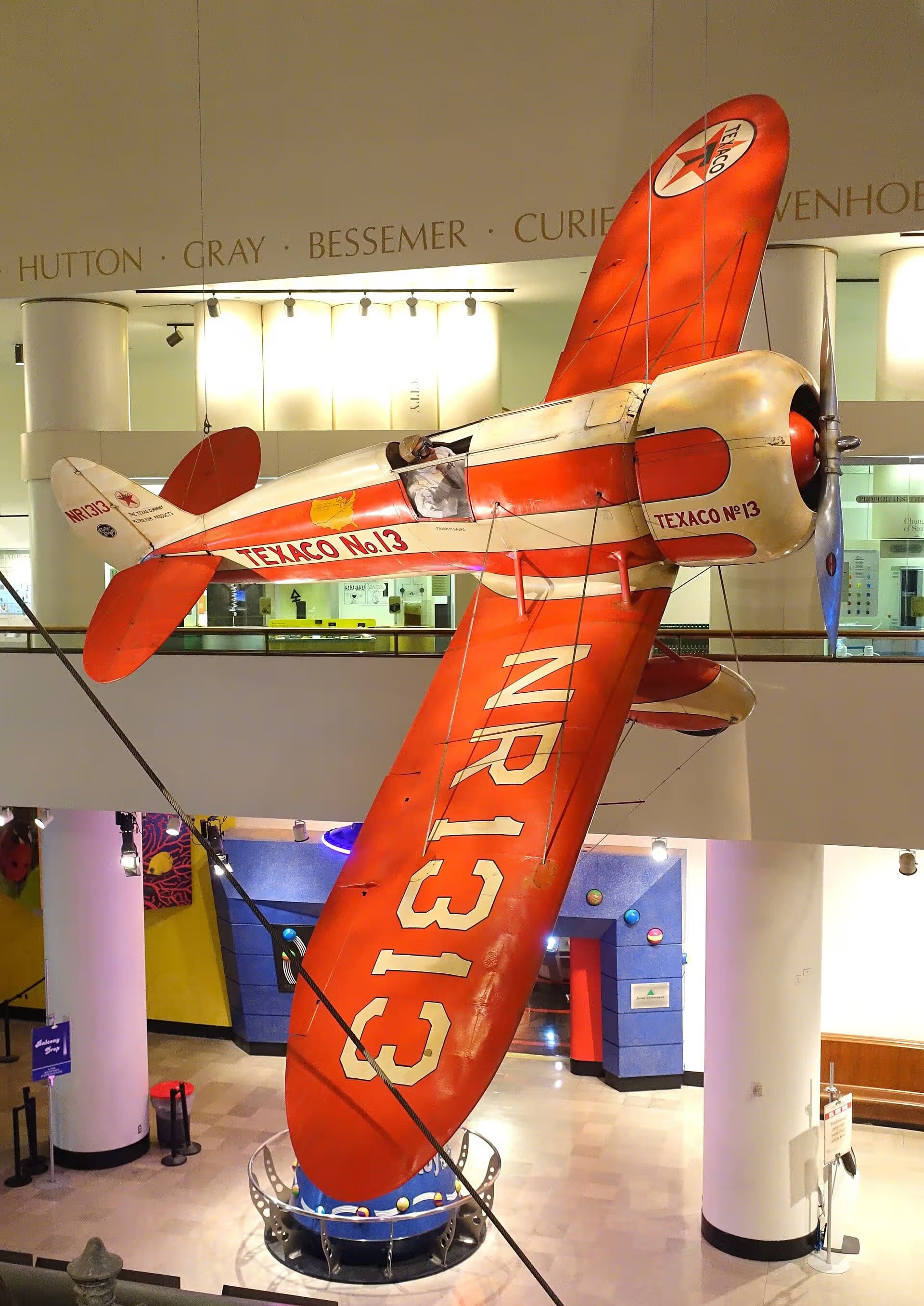 Unidentified — Single-engine aircraft