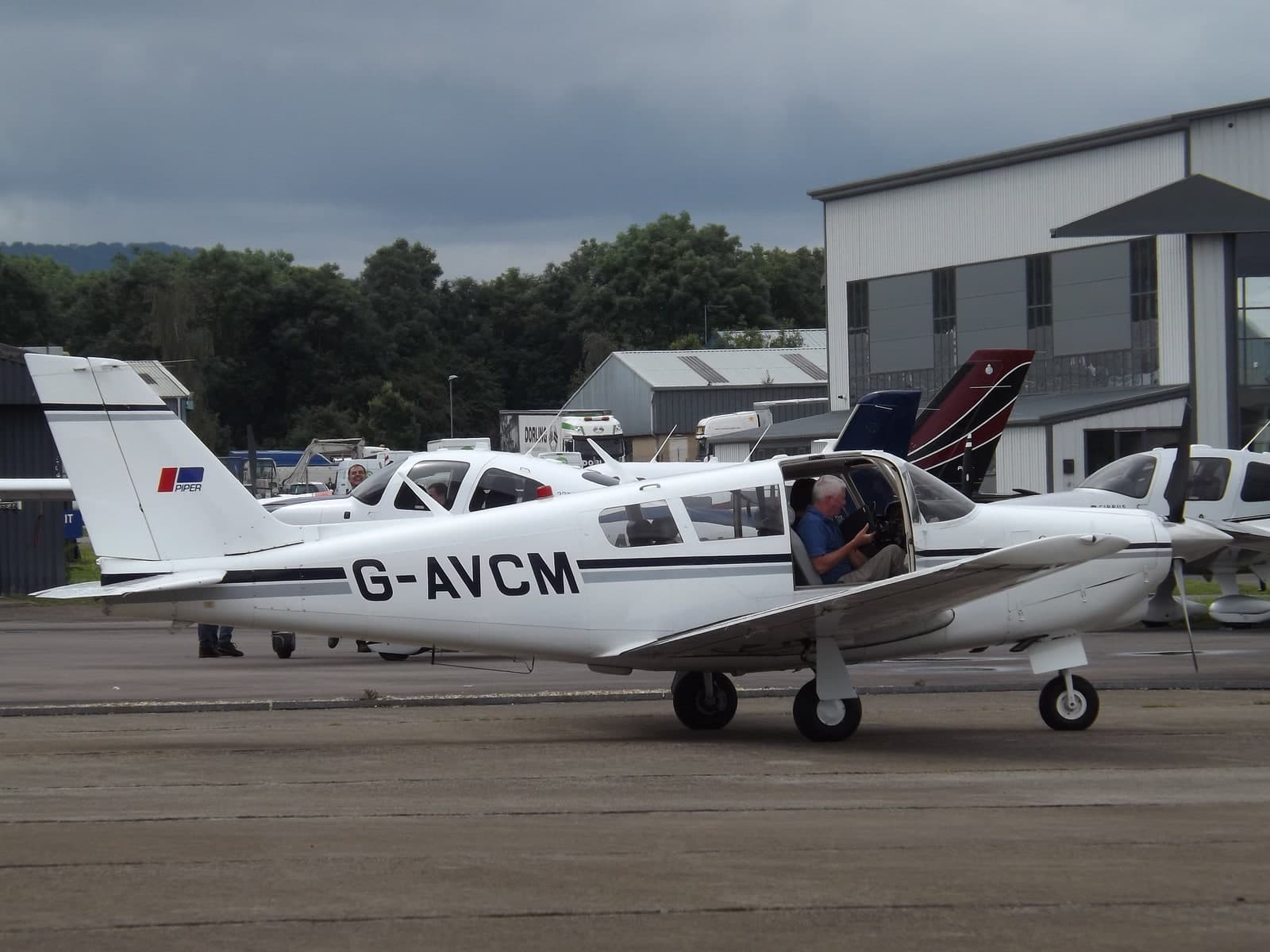 G-AVCM — Piper