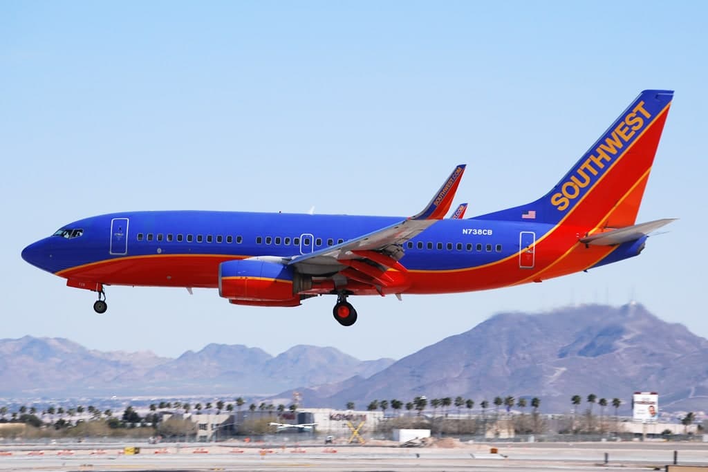 N738CB — Twin-engine aircraft