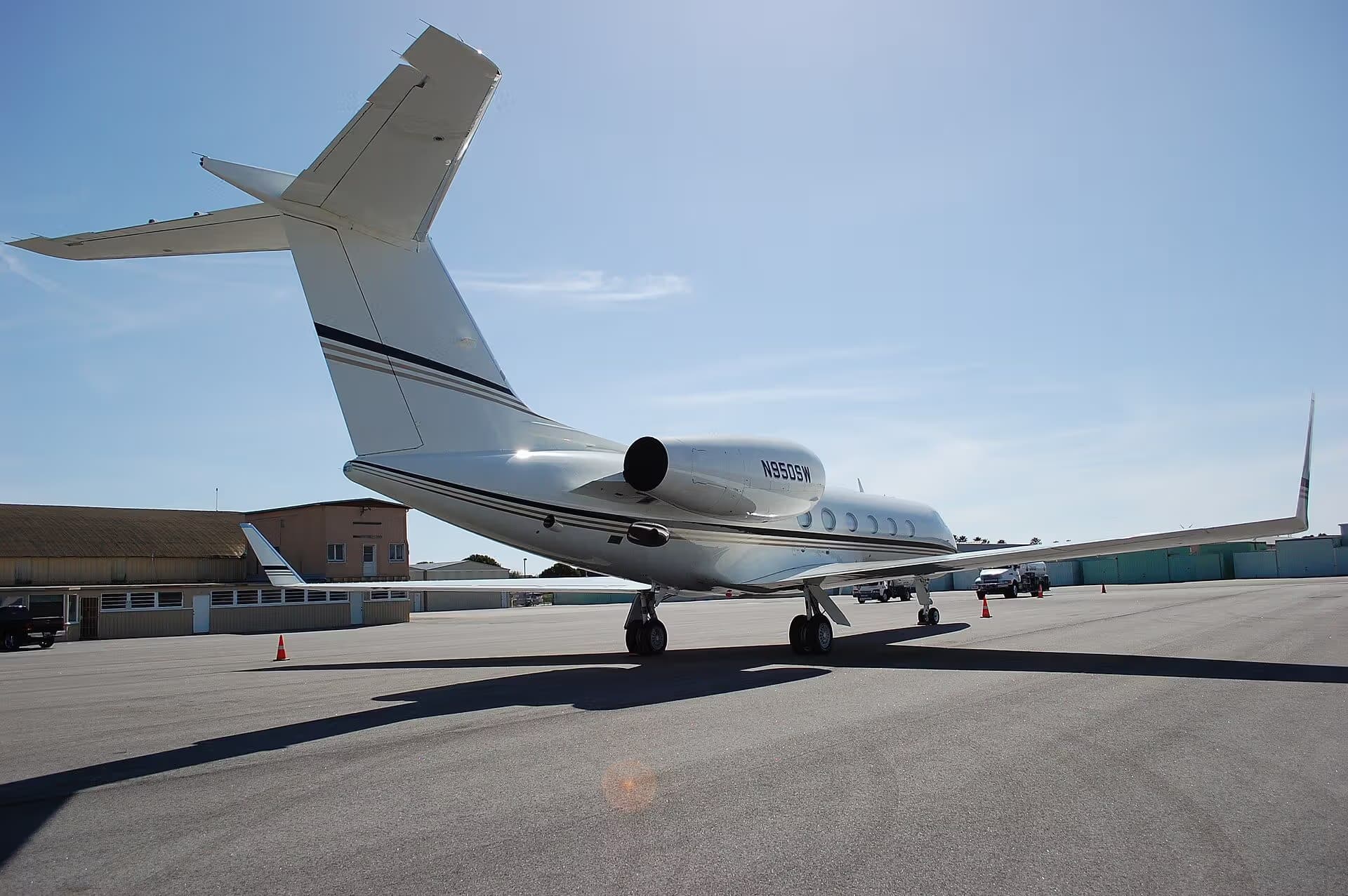 N950SW — Business jet