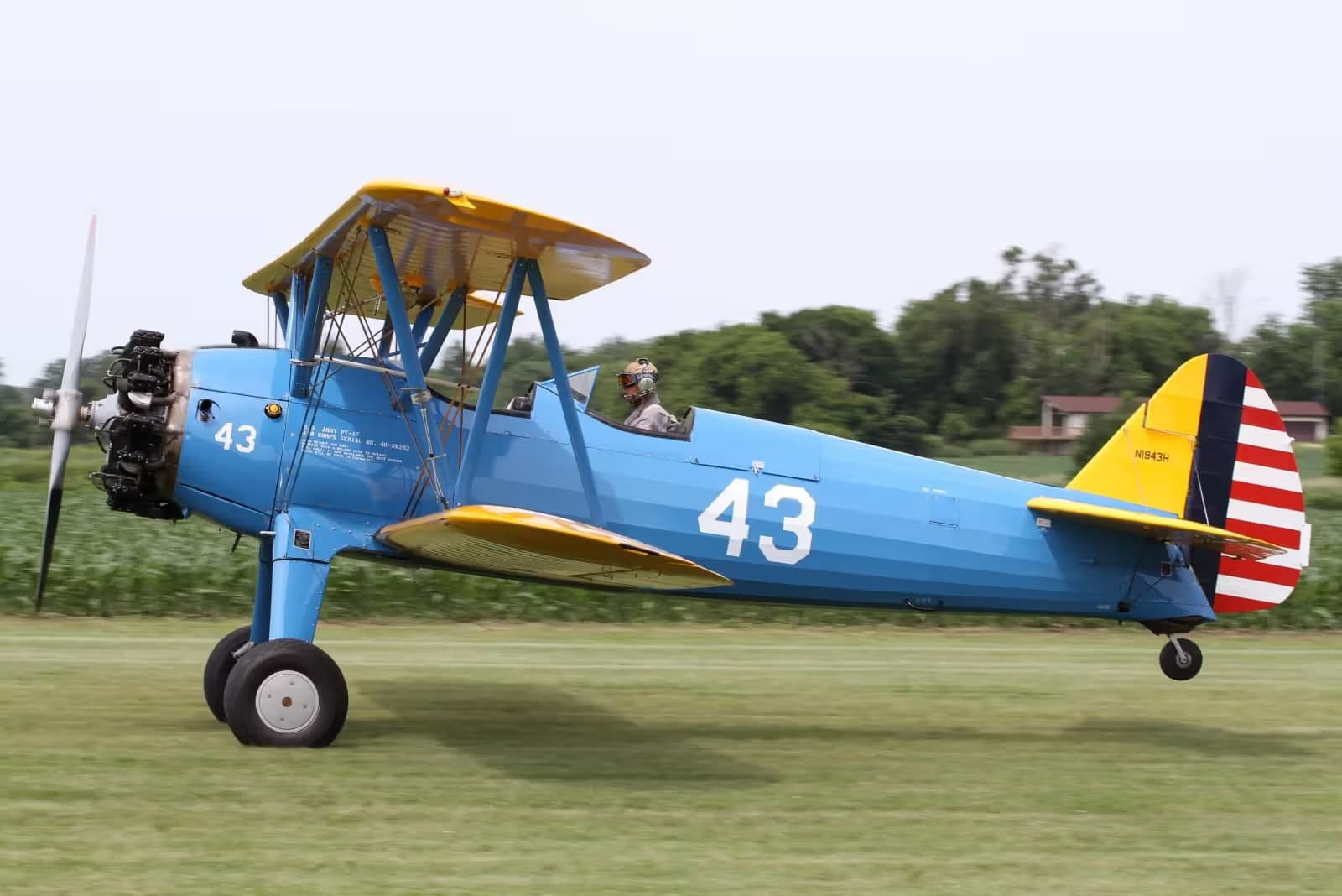N1943H — Aircraft
