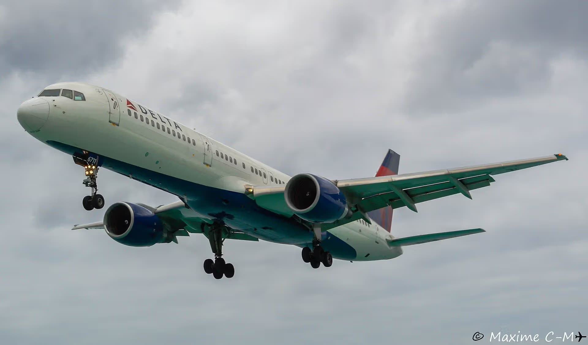 N6711M — Boeing