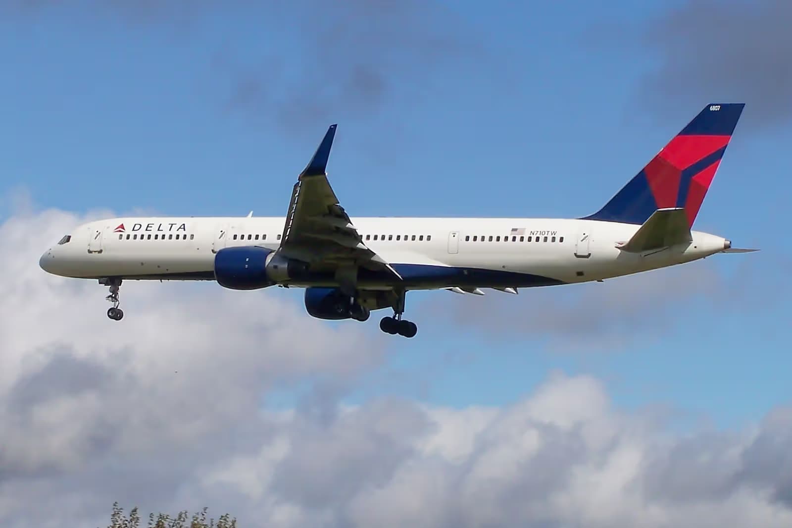 N710TW — Boeing