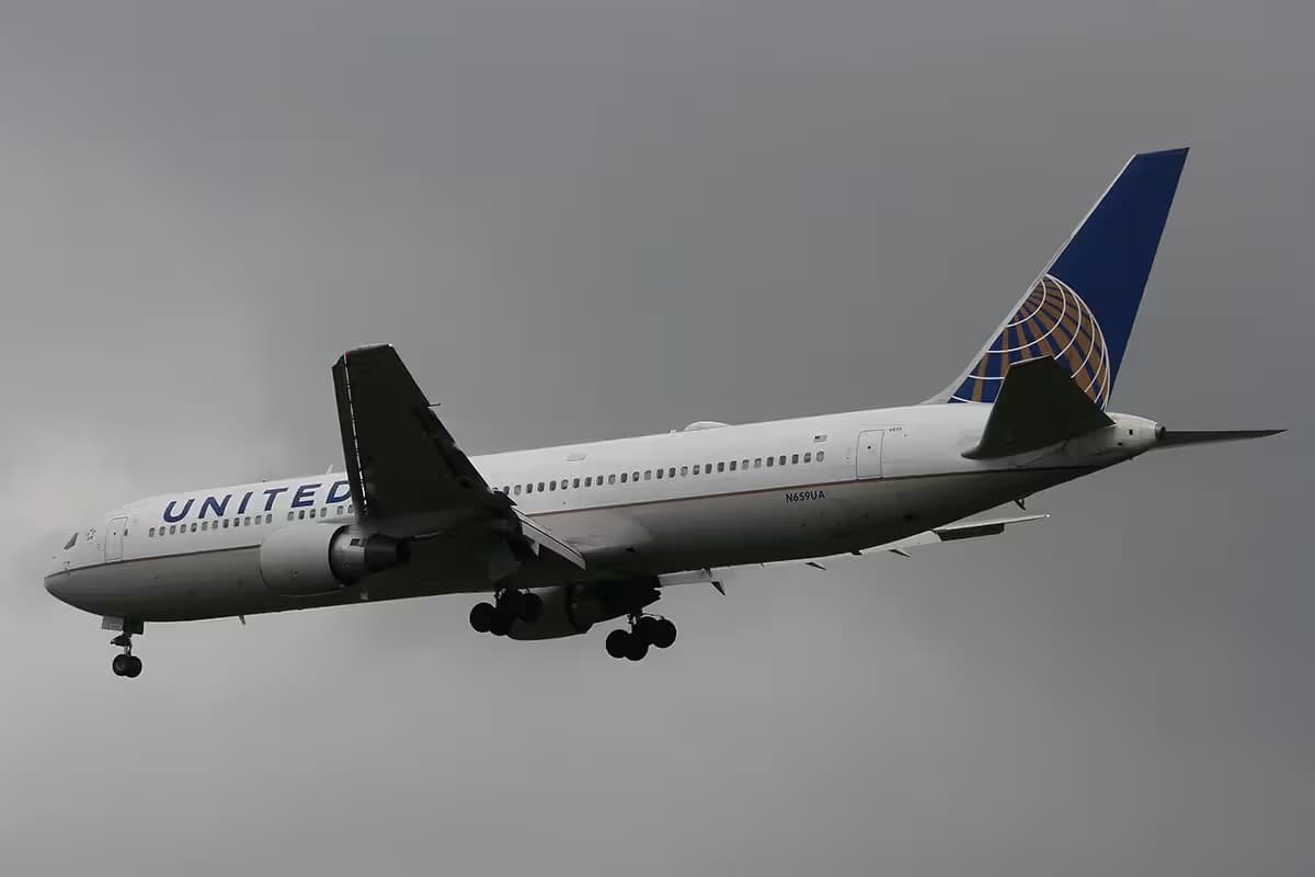 N659UA — Boeing