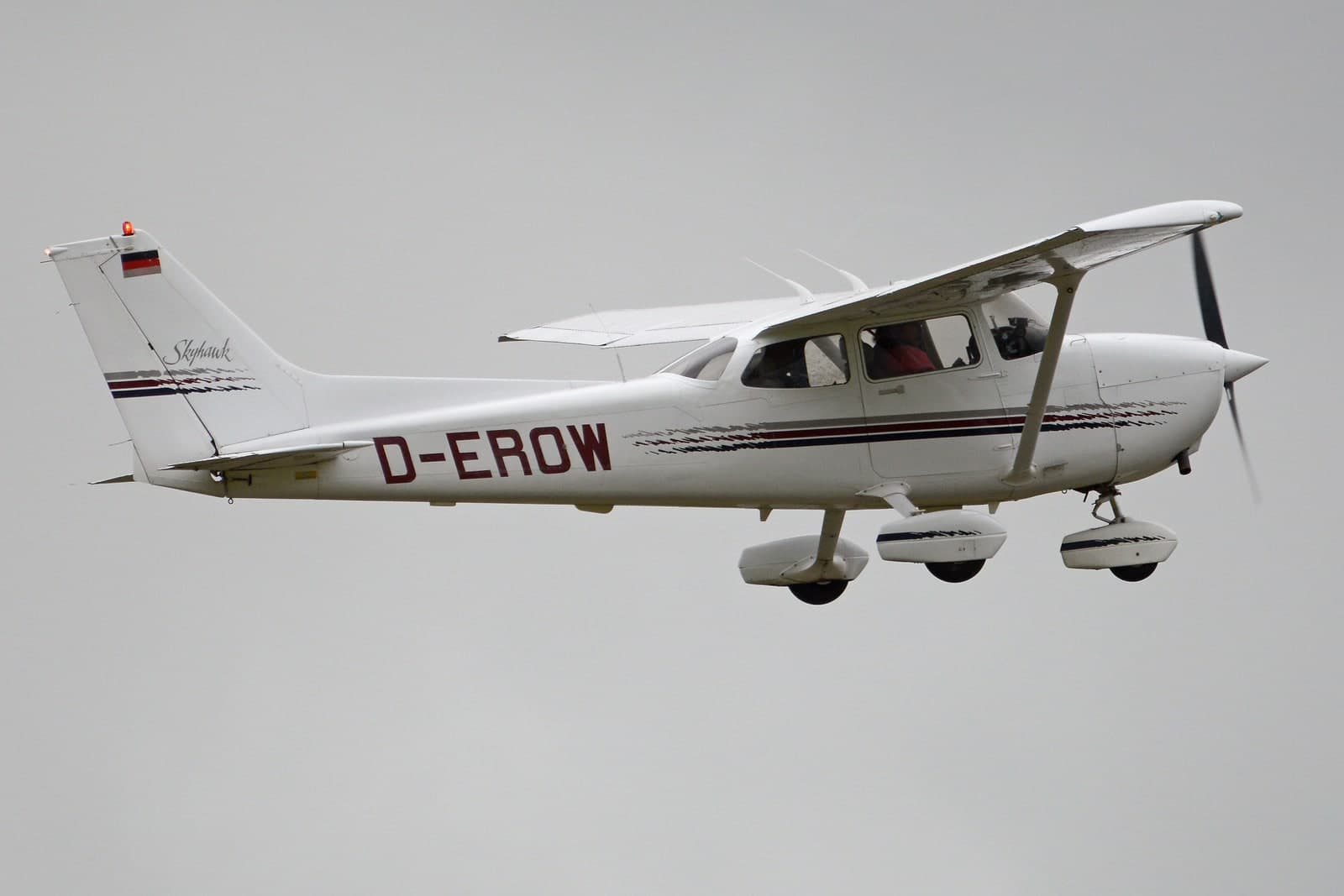 D-EROW — Cessna