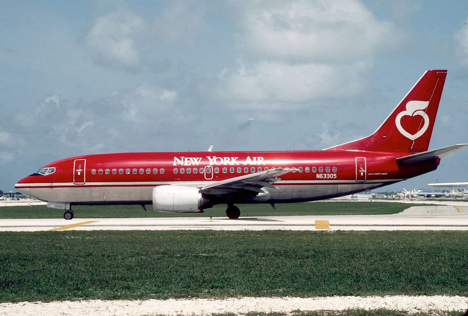 N63305 — Twin-engine aircraft