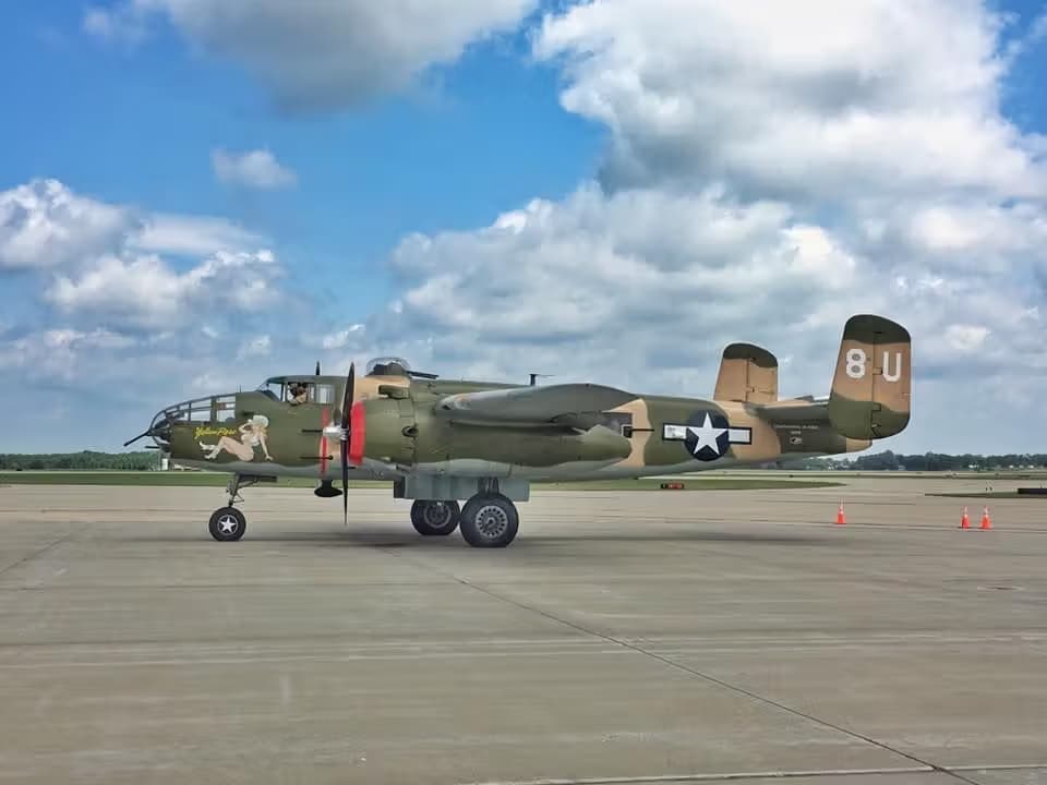 Unidentified — Twin-engine aircraft