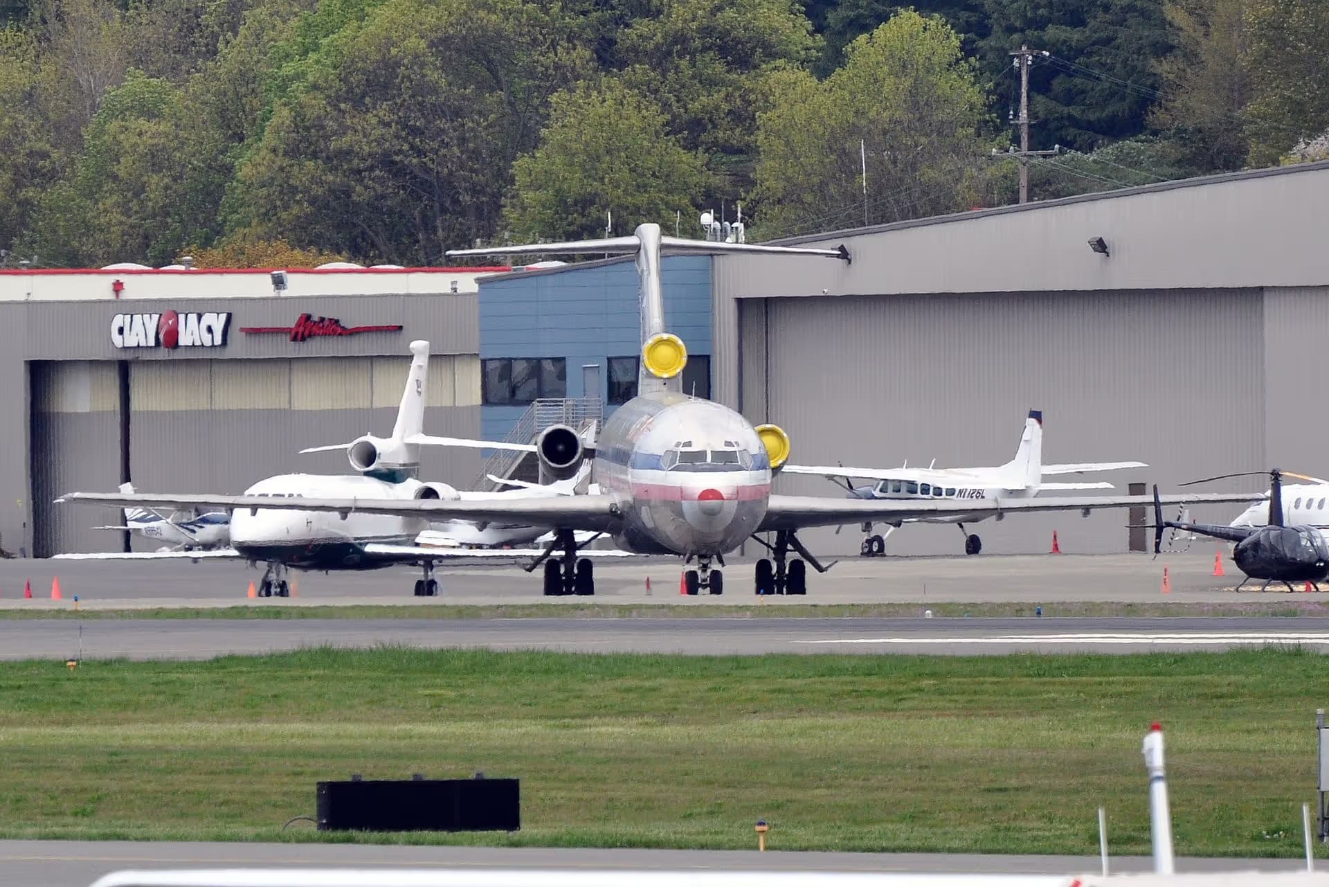 N874AA — Boeing