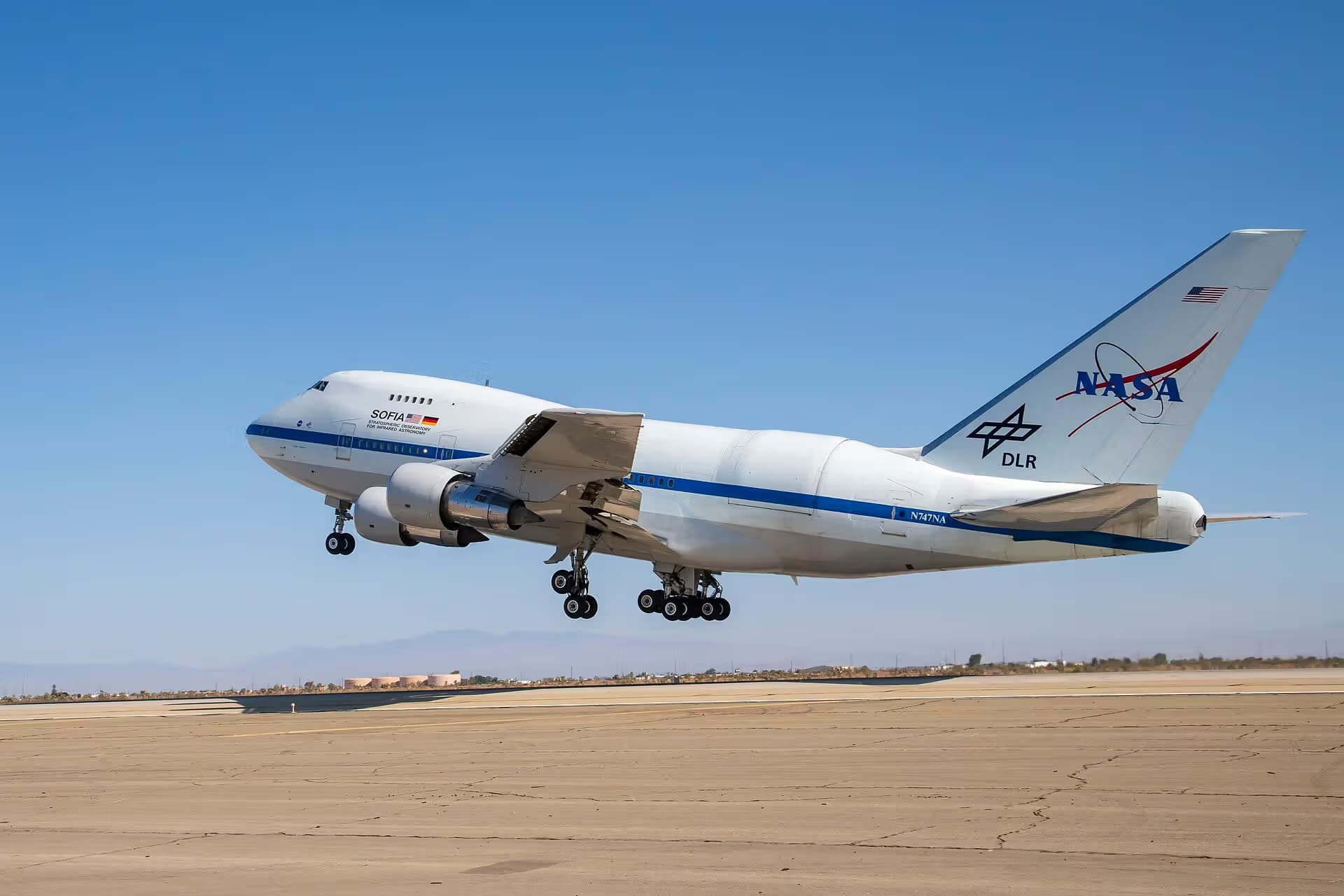 Unidentified — Aircraft