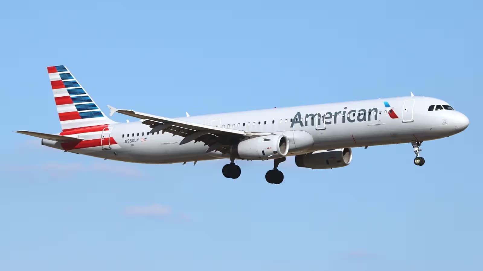 N980UY — Twin-engine aircraft