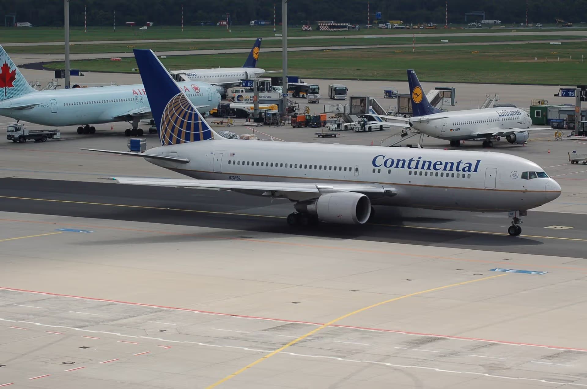 N73152 — Aircraft