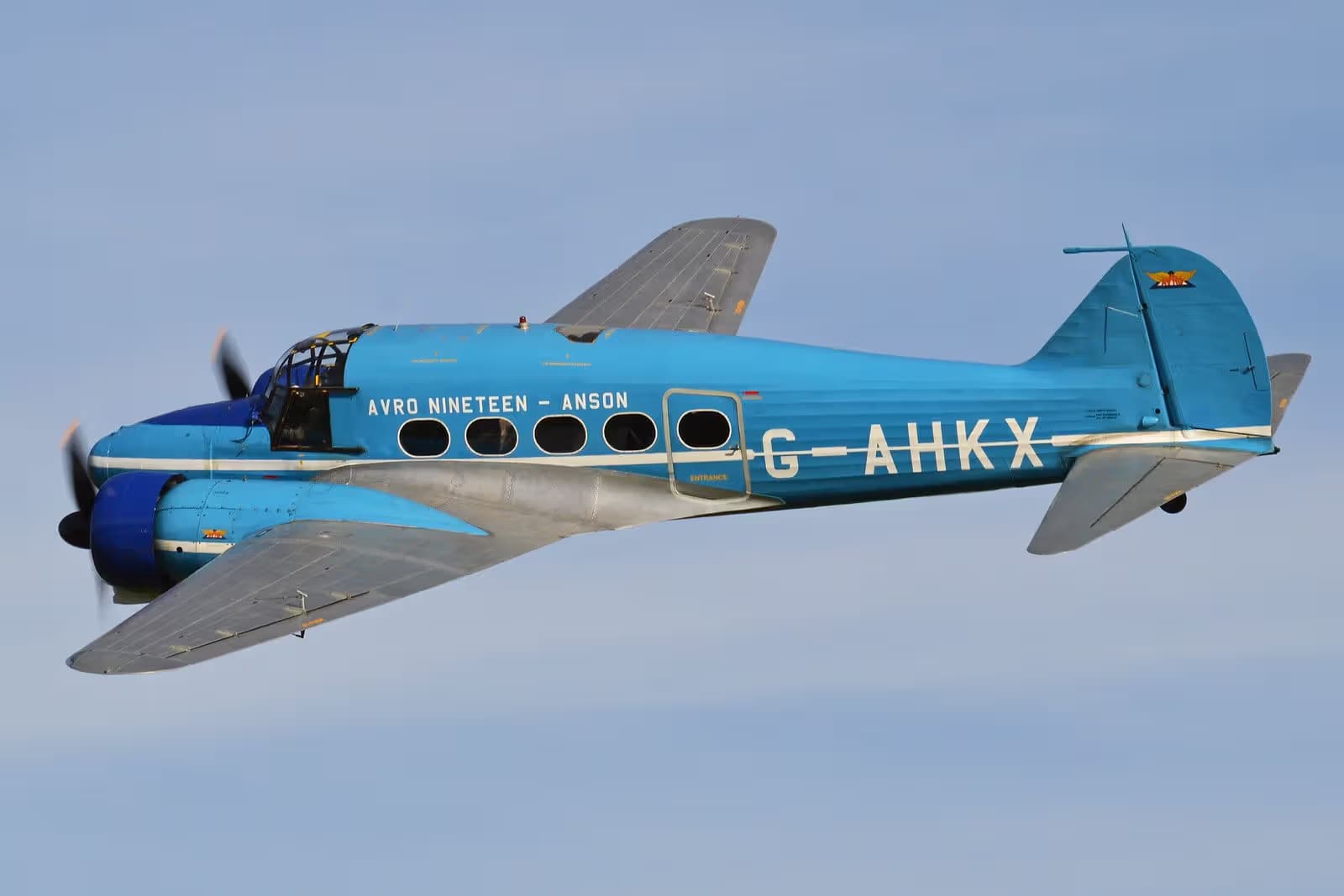 G-AHKX — Twin-engine aircraft