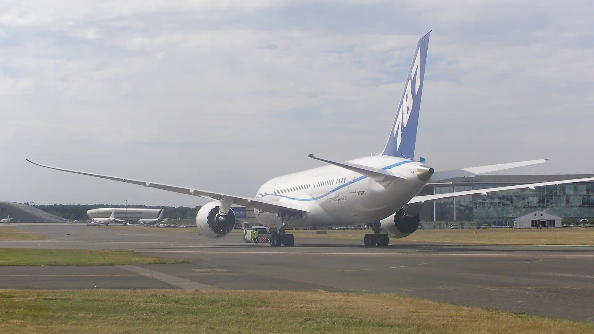 N787BX — Boeing