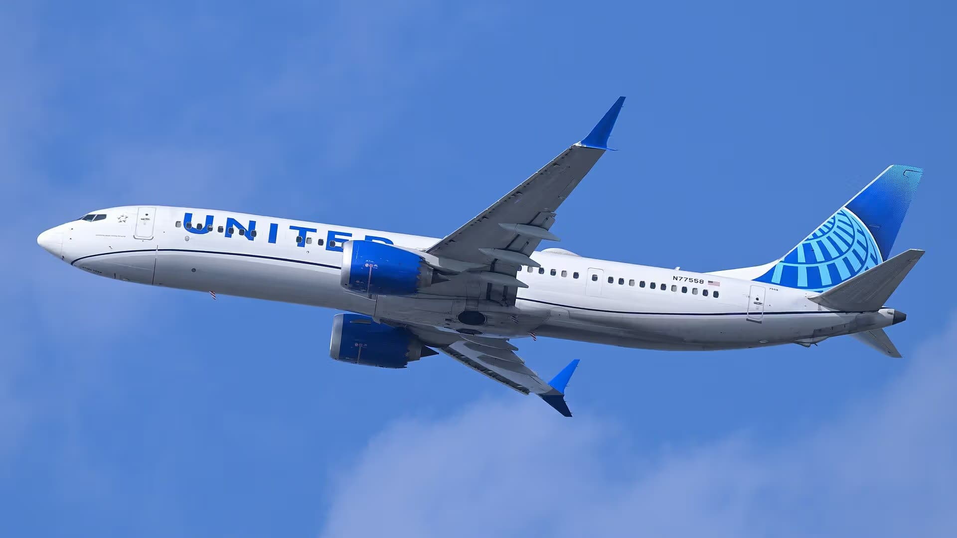 N77558 — Boeing