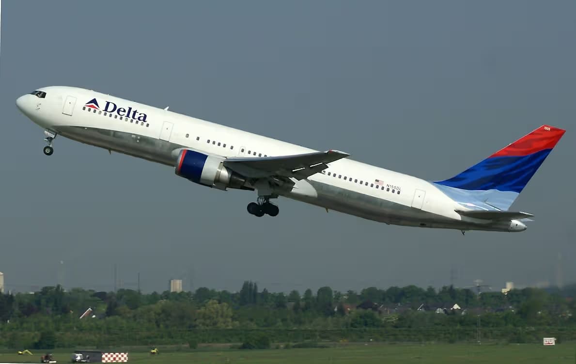 N155DL — Boeing