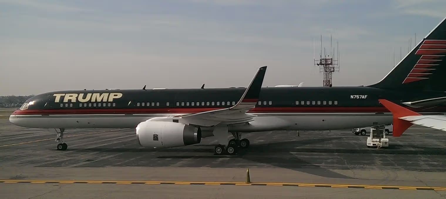 N757AF — Twin-engine aircraft
