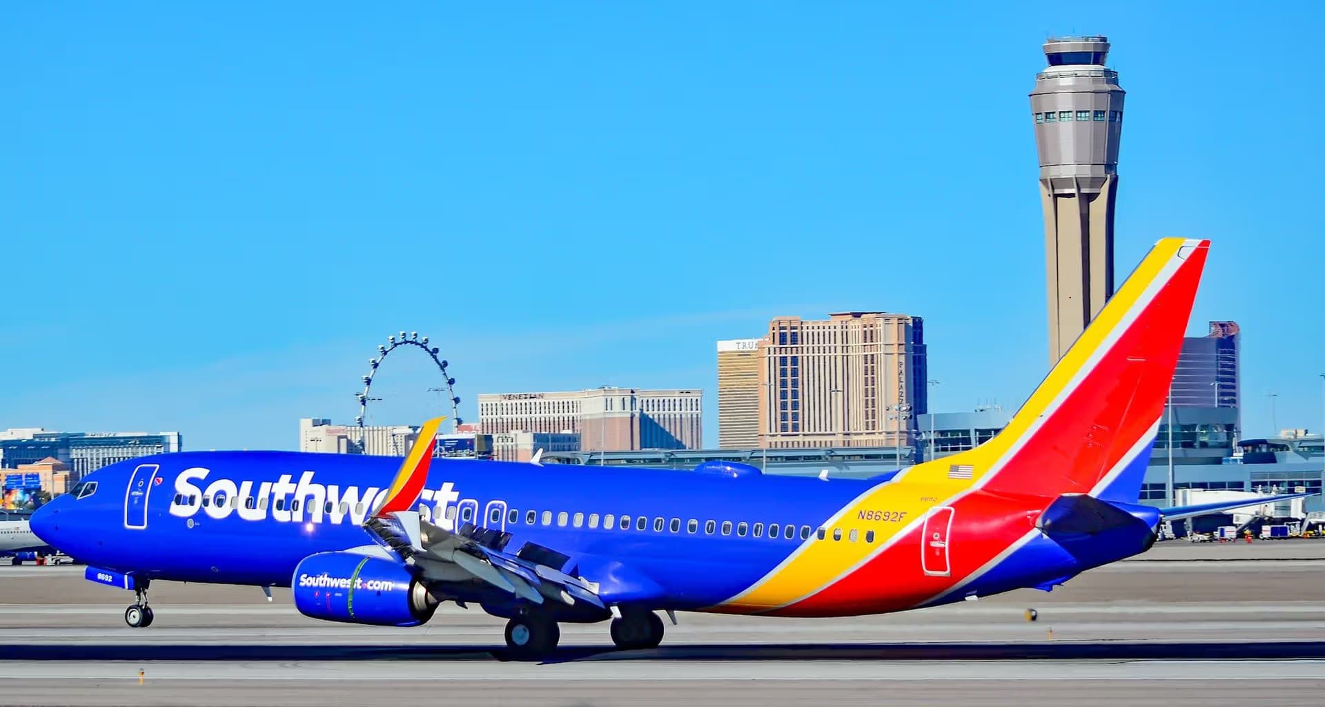 N8692F — Boeing