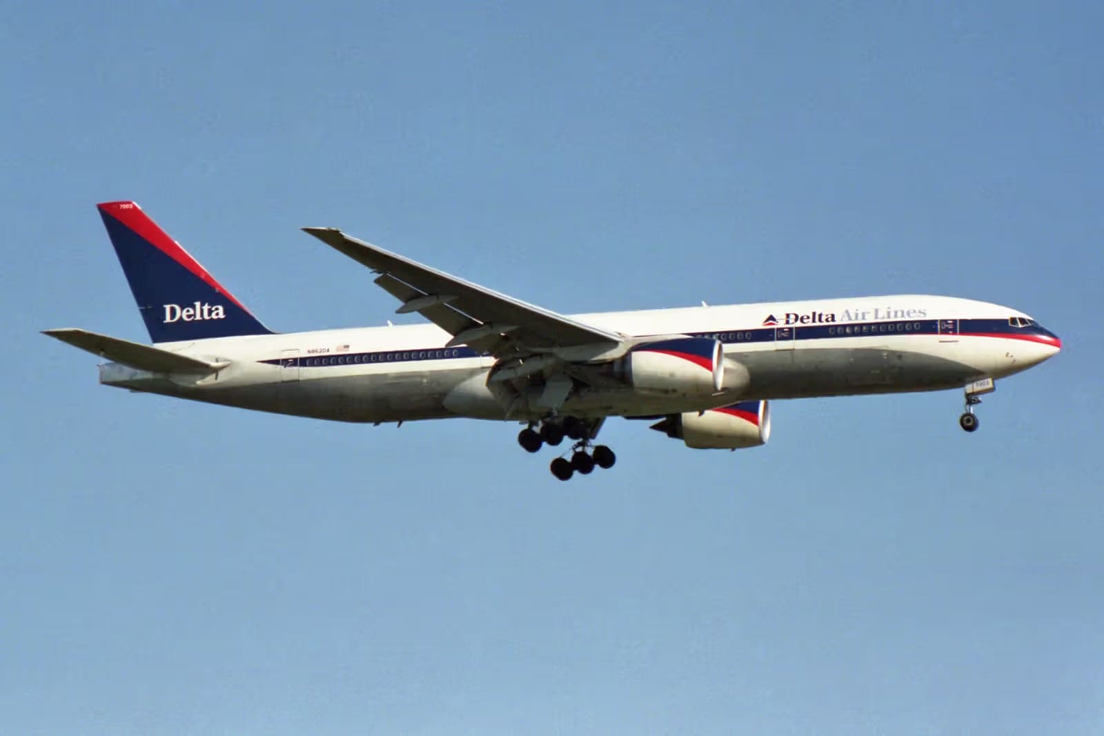 N862DA — Twin-engine aircraft