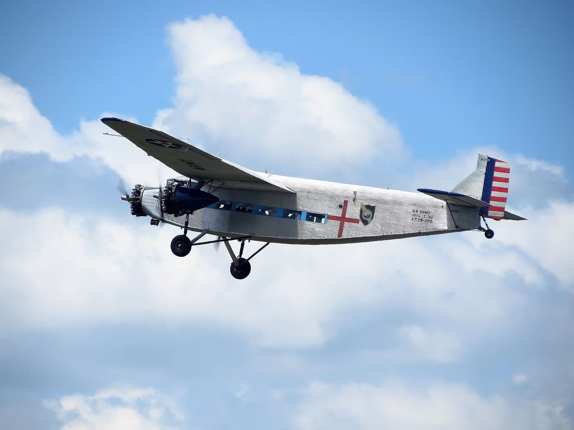 N8419 — Single-engine aircraft