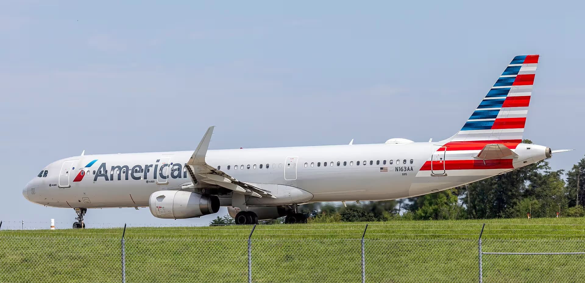 N163AA — Airbus