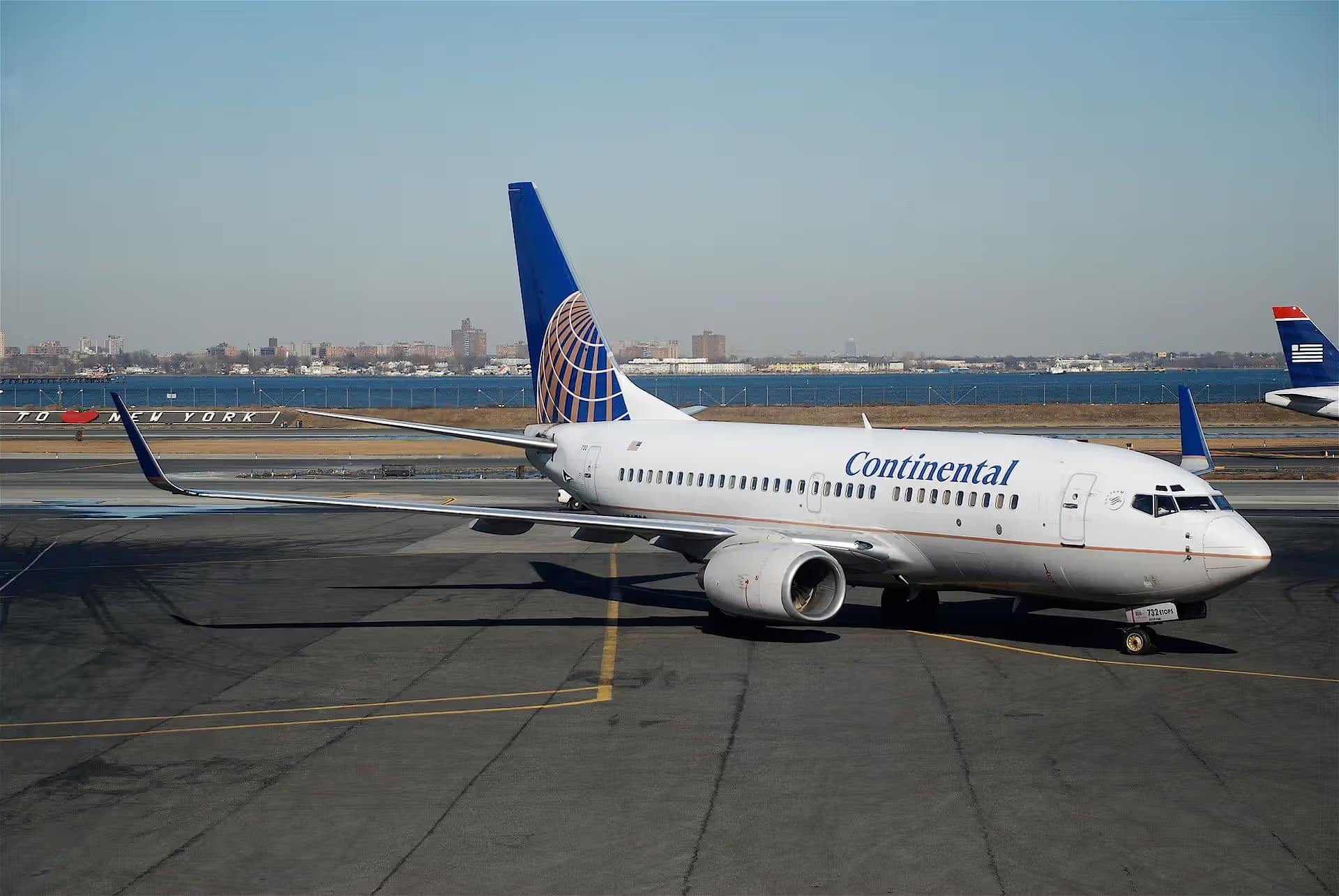 N16732 — Boeing