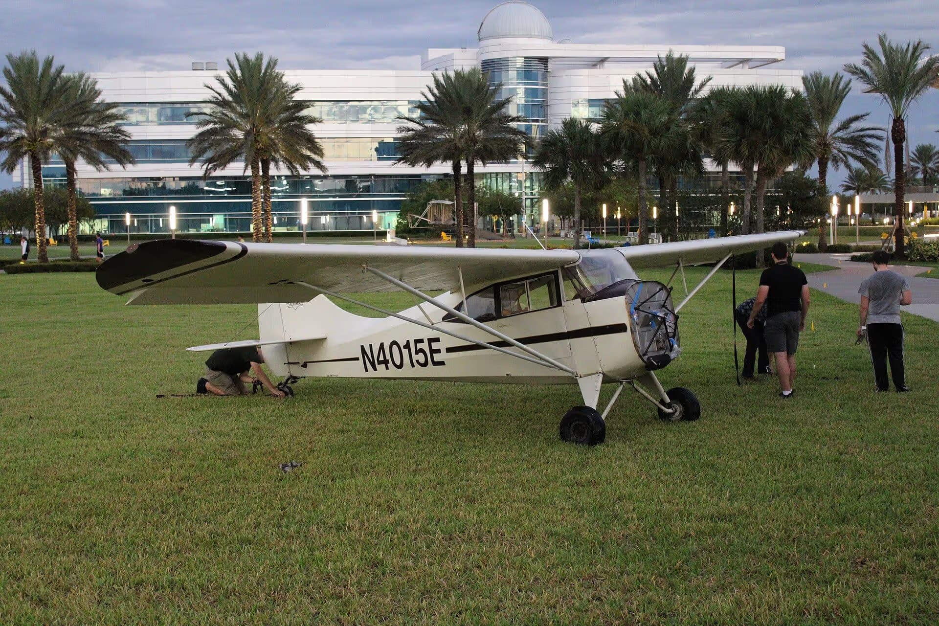 N4015E — Aircraft