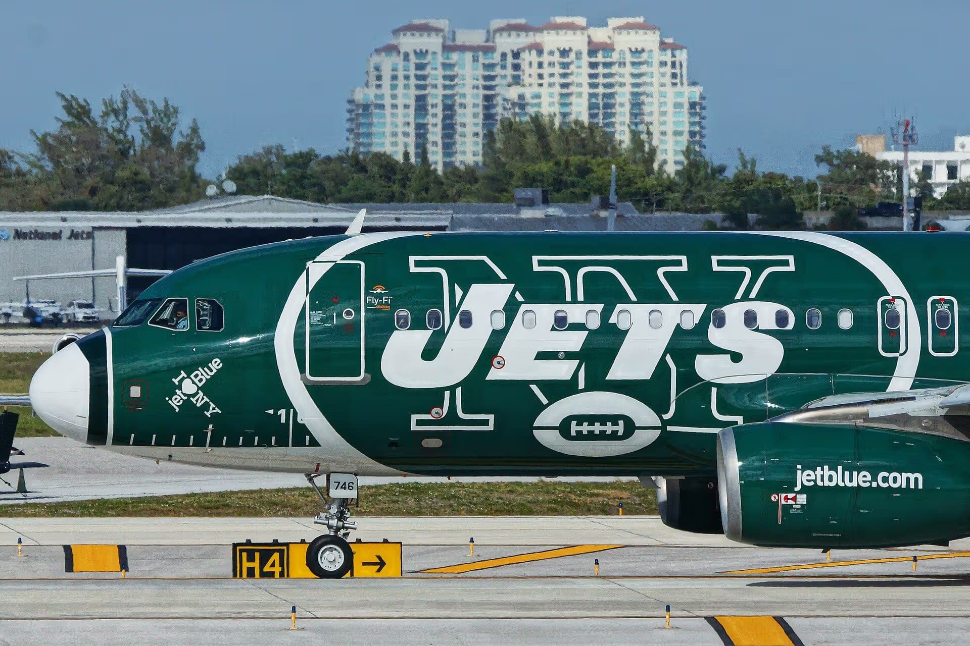 N746JB — Airbus